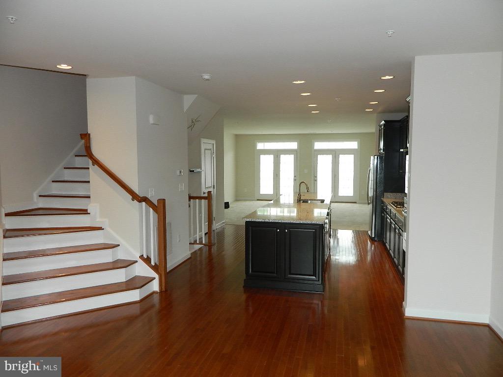 PARKSIDE - Residential Lease