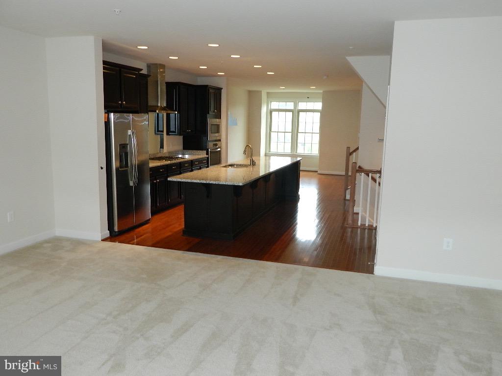 PARKSIDE - Residential Lease