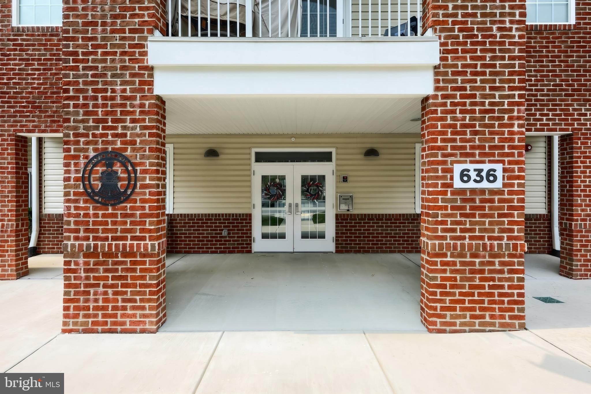 636 WALLINGFORD ROAD 2B