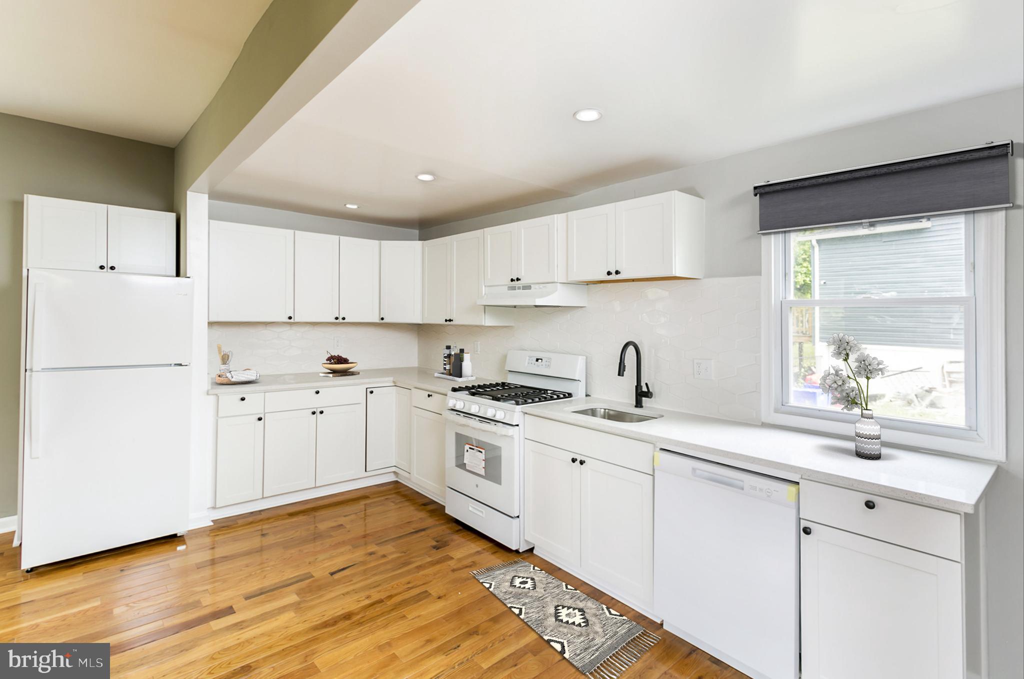 KENILWORTH PARK - Residential