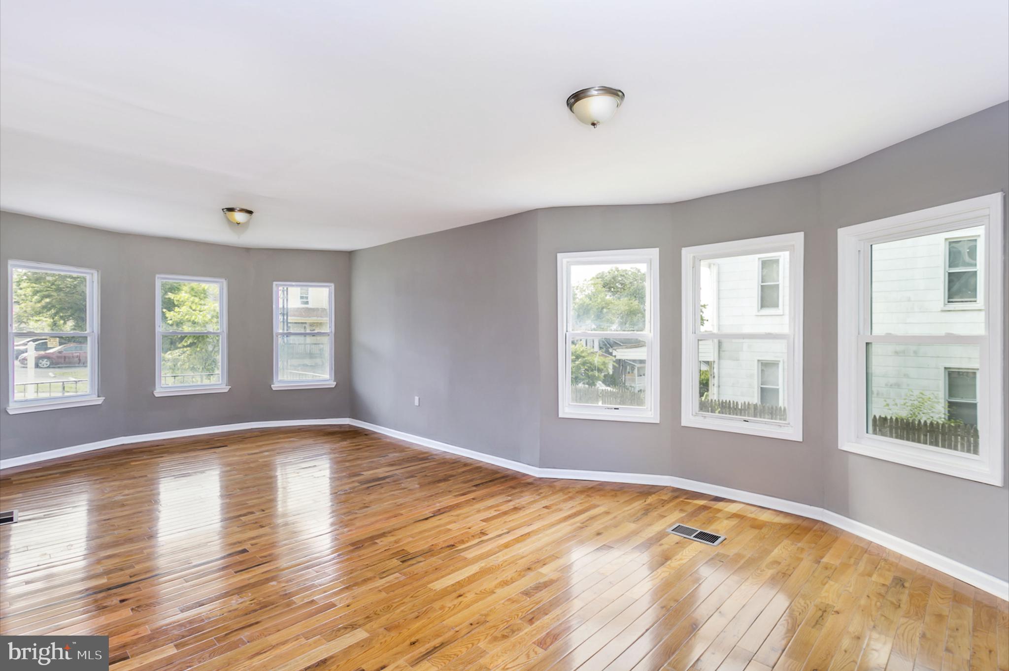 KENILWORTH PARK - Residential