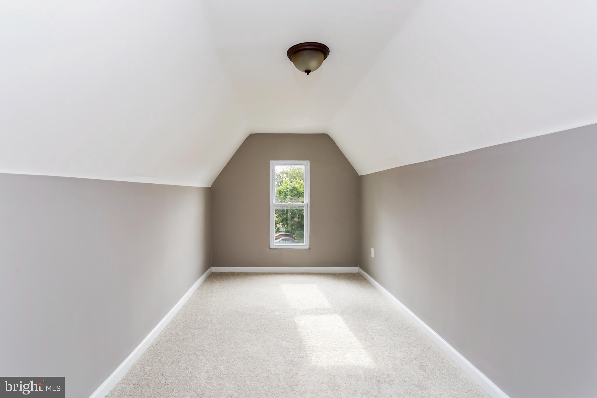 KENILWORTH PARK - Residential