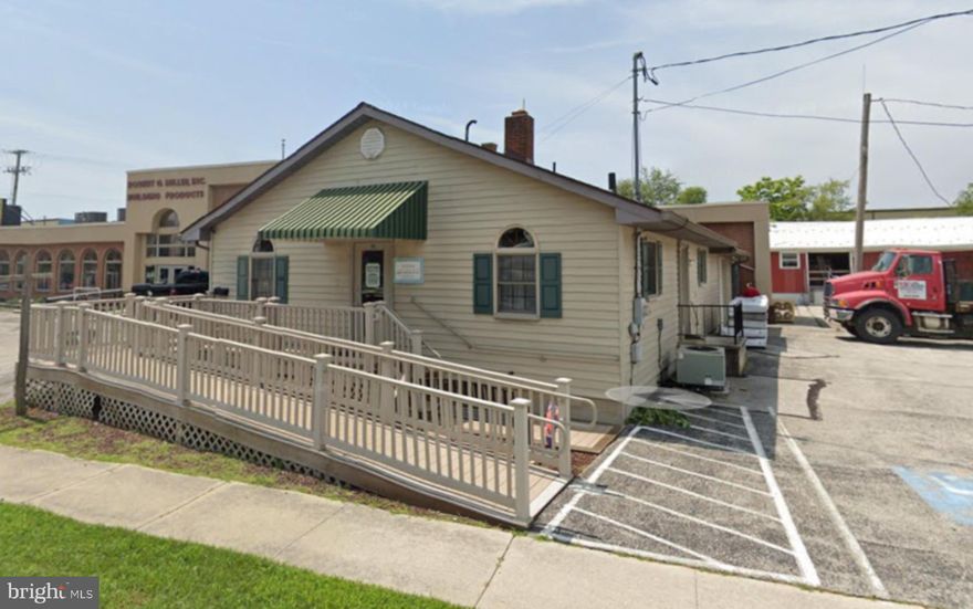 Opportunity knocks! Your chance to be your own boss. Building has many uses, including Hair Salon, Tattoos, Chiropractor, Business Office... Handicap accessible including ramp and 10 parking spaces with one Handicap dedicated parking spot.  Gas hot water heater, new roof 2018 and  cable service available. Tenant pays all utilities. Landlord pays for lawn care and snow removal. No pets are permitted. Tenant will leave the front desk and cabinetry if new tenant desires. Electric approximately $1400 year, Gas approximately $800 year, water. sewer, storm water,  approximately $275 quarterly.