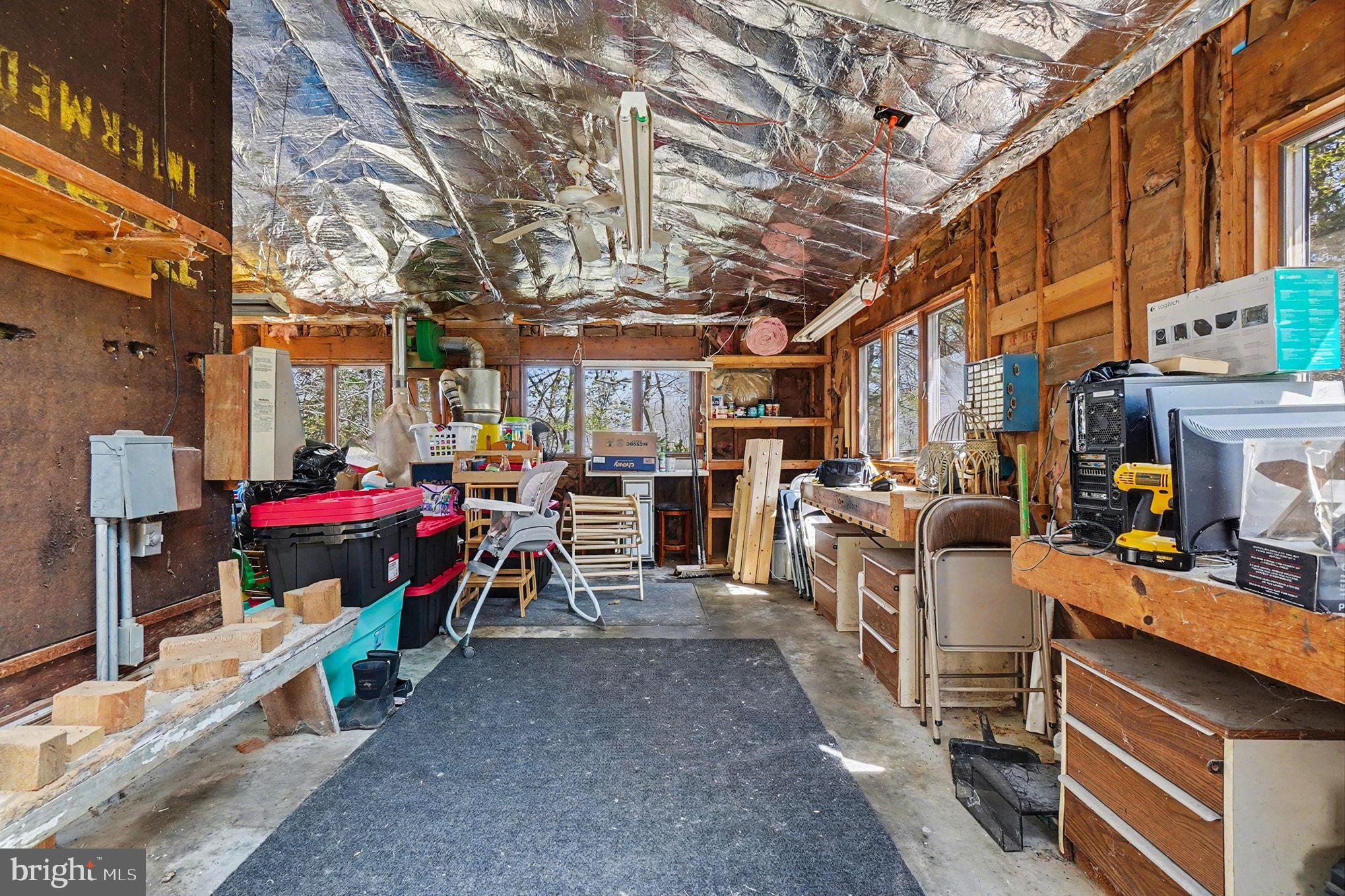 SPRING HILL ESTATES - Residential