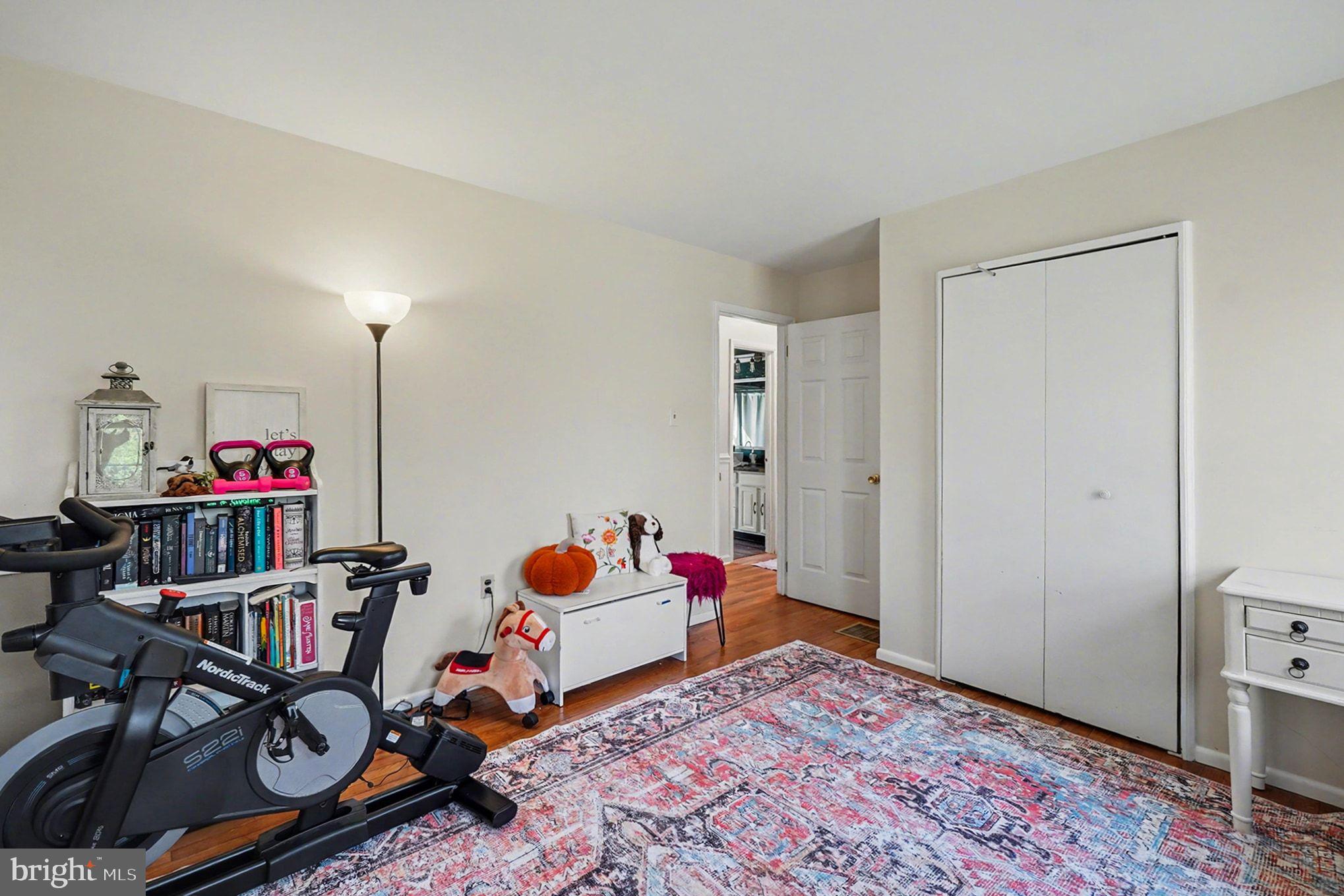 SPRING HILL ESTATES - Residential