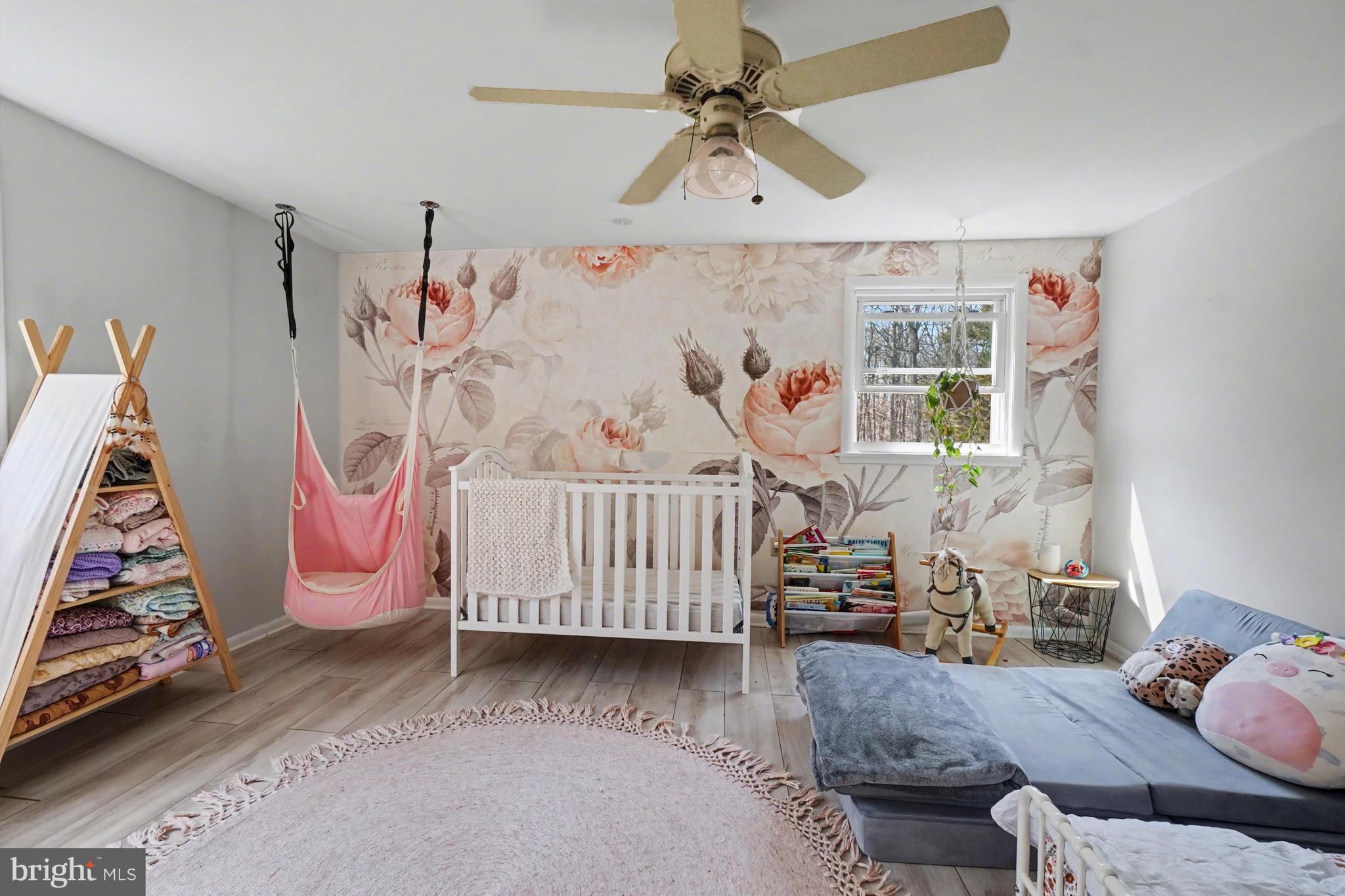 SPRING HILL ESTATES - Residential