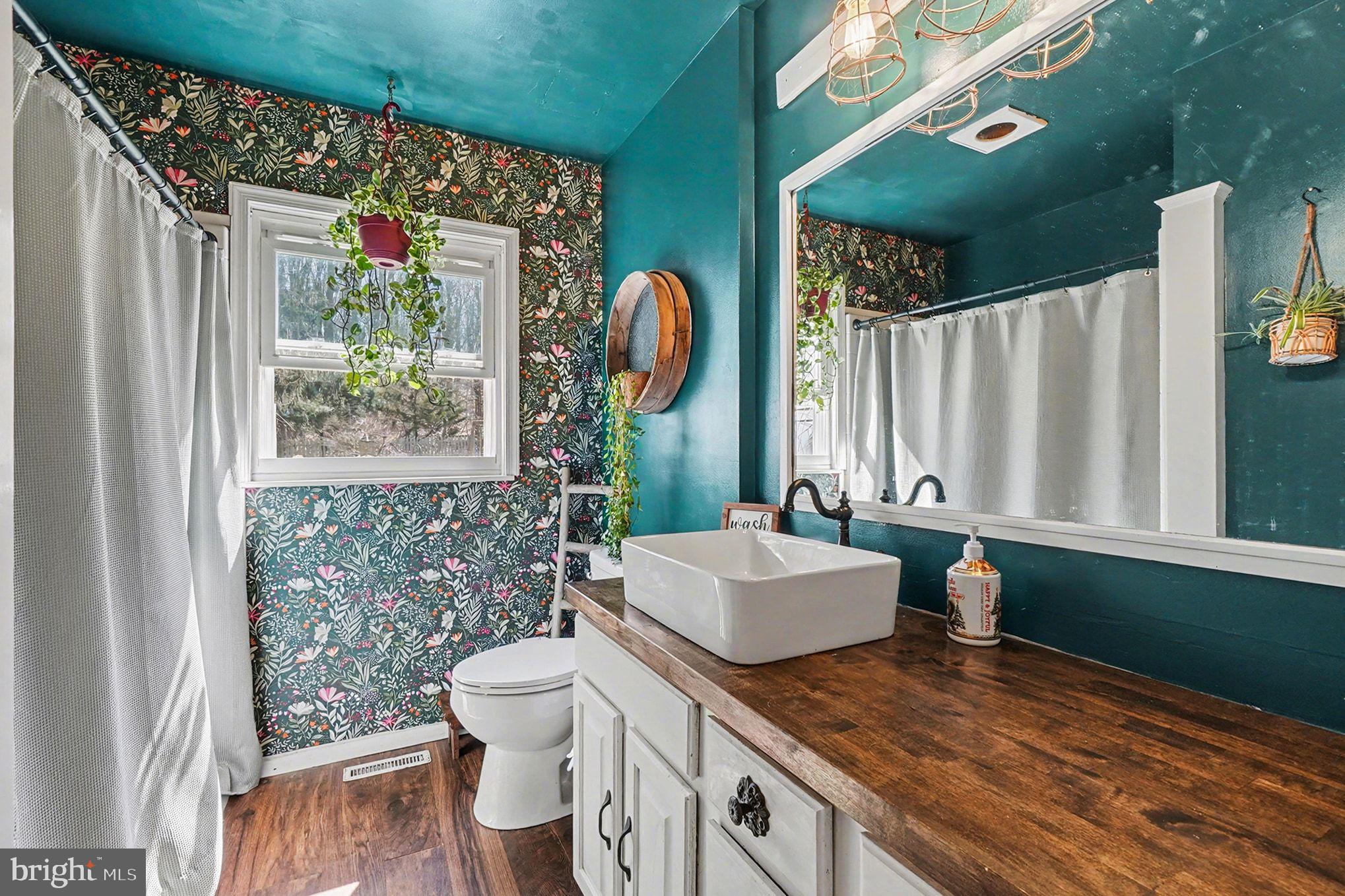 SPRING HILL ESTATES - Residential