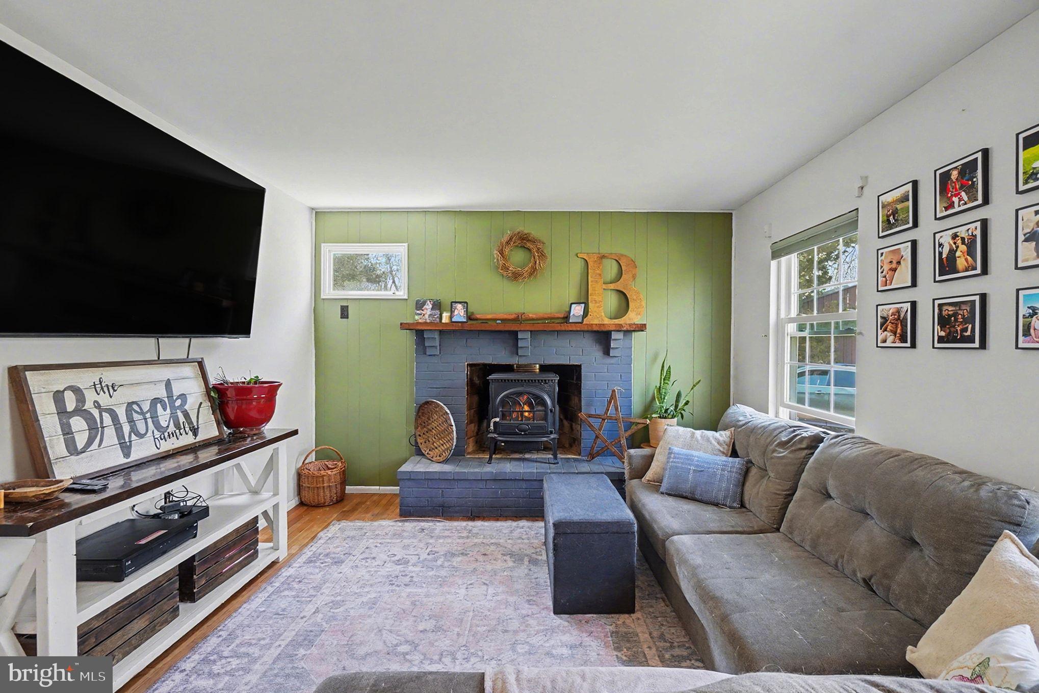 SPRING HILL ESTATES - Residential