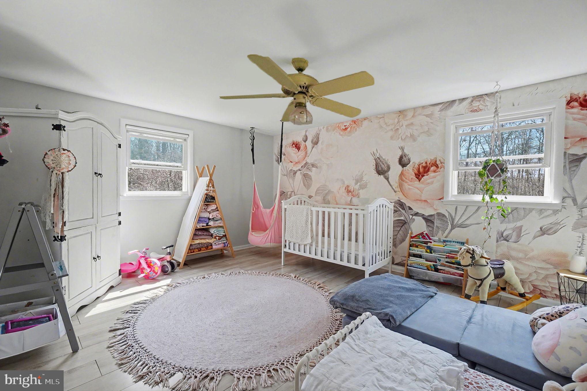 SPRING HILL ESTATES - Residential