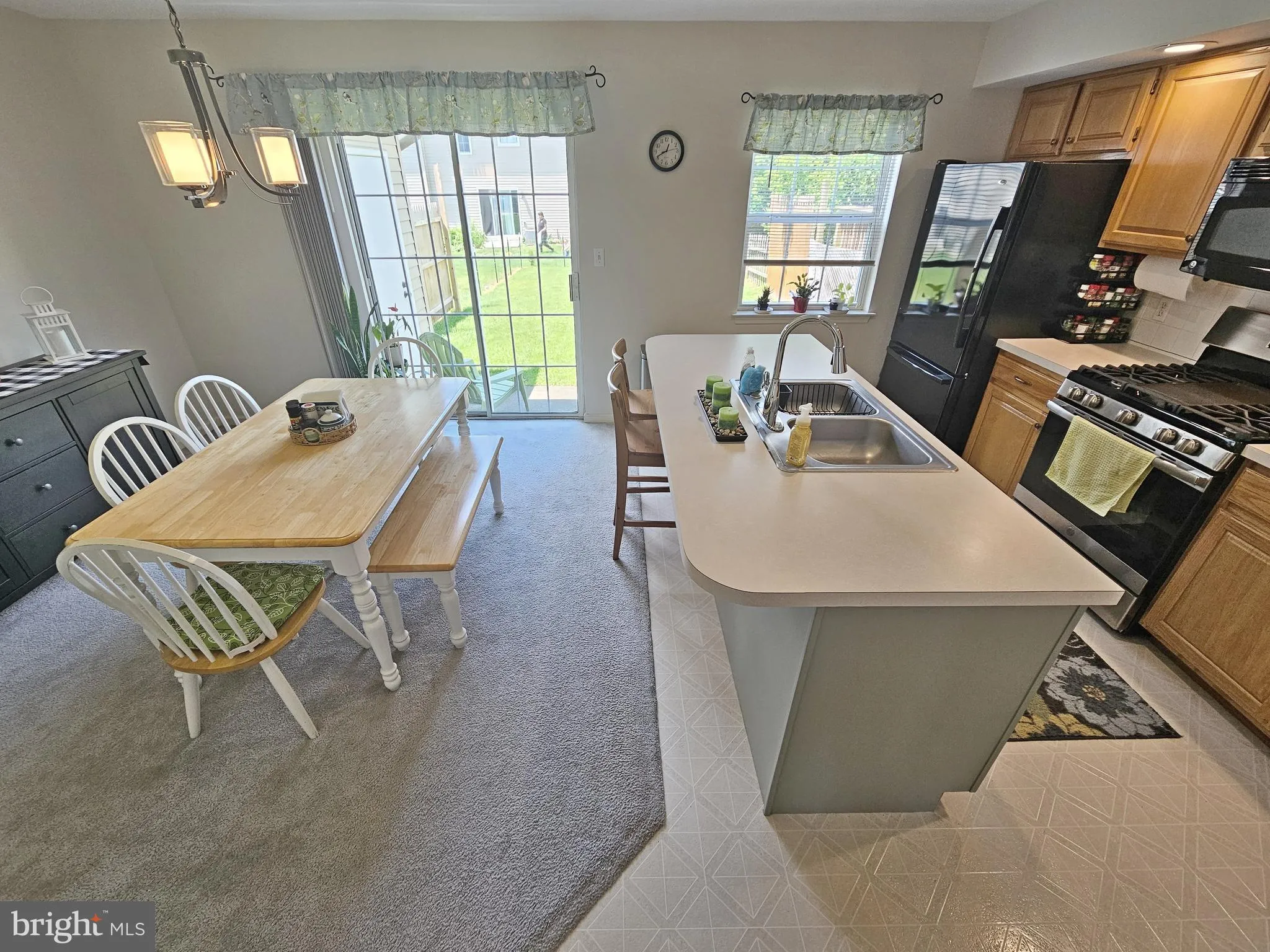 Marietta, Pennsylvania 17547, United States, 3 Bedrooms Bedrooms, ,2 BathroomsBathrooms,Residential,Pending,142314