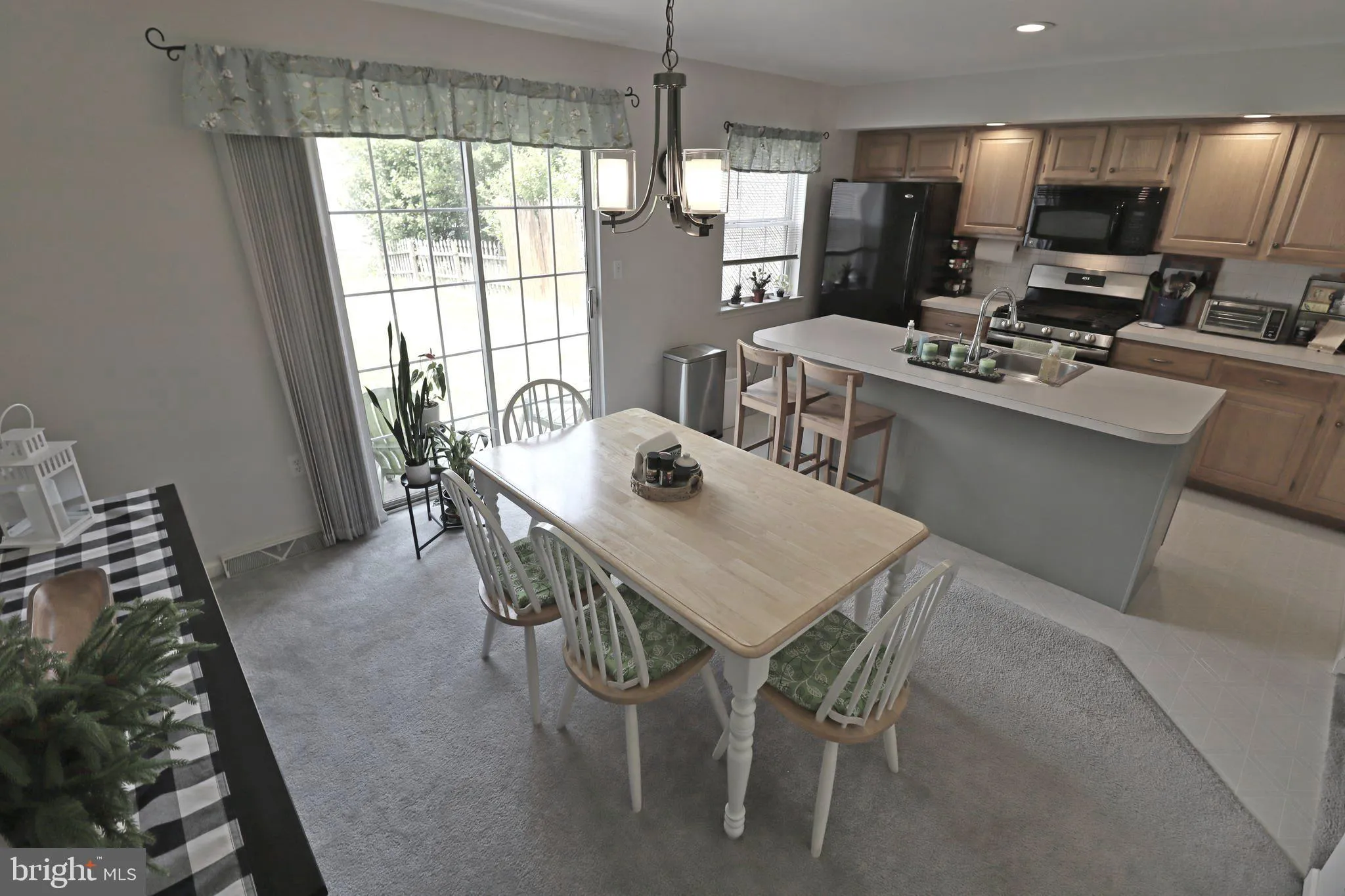 Marietta, Pennsylvania 17547, United States, 3 Bedrooms Bedrooms, ,2 BathroomsBathrooms,Residential,Pending,142314