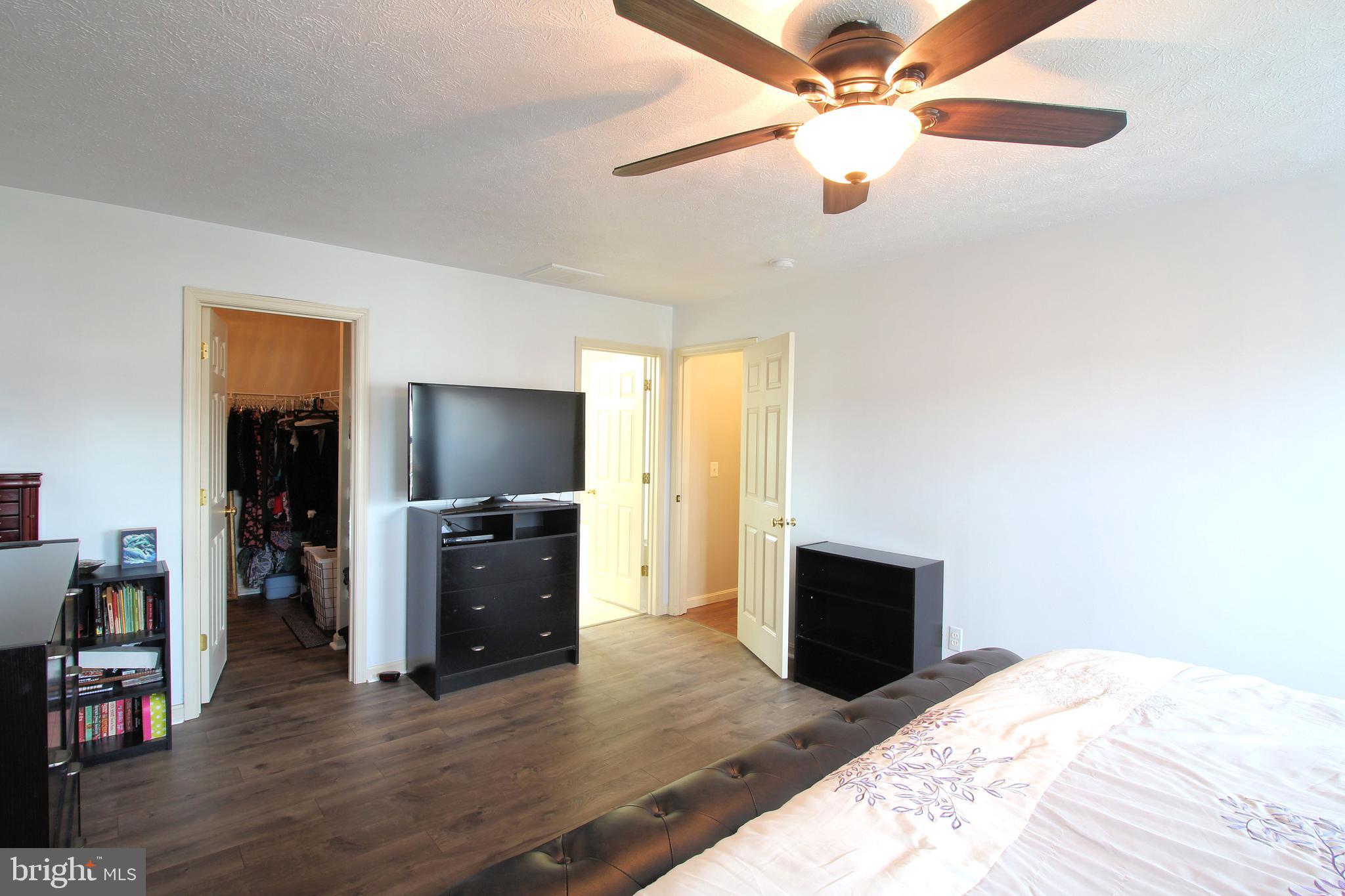 WILDERNESS SHORES - Residential