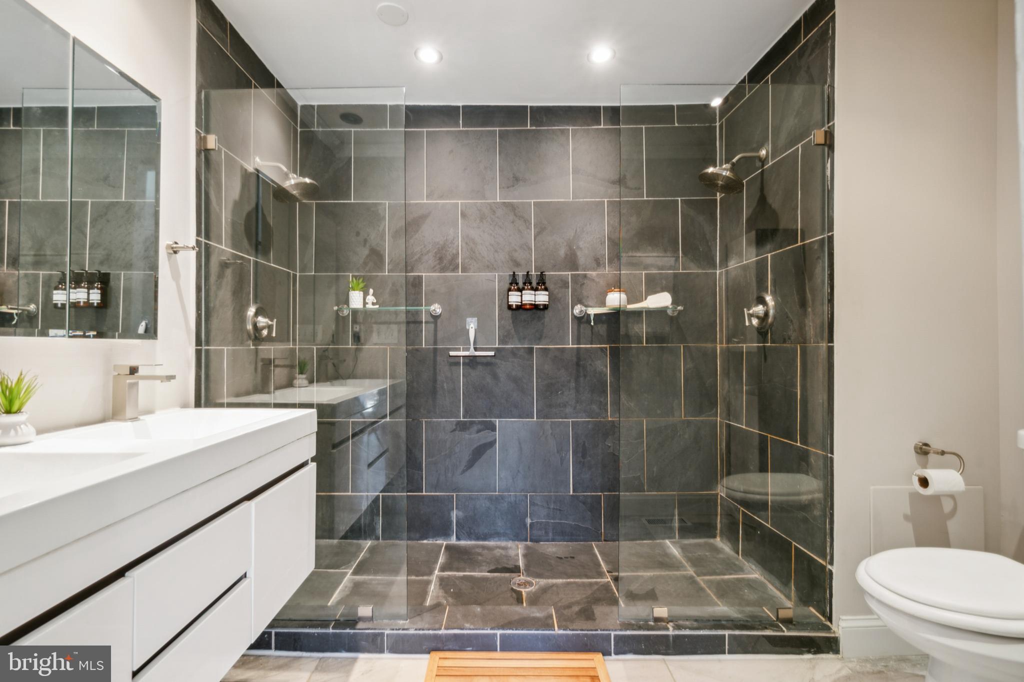 BLAKEVIEW - Residential