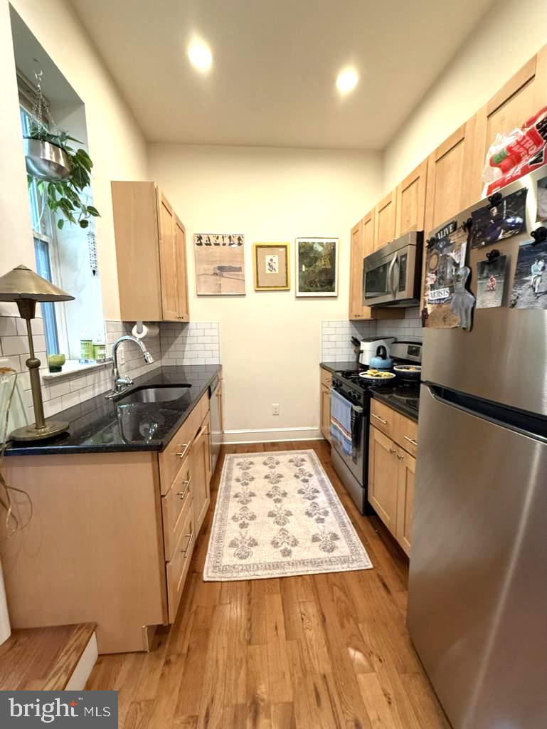741 S 3RD STREET