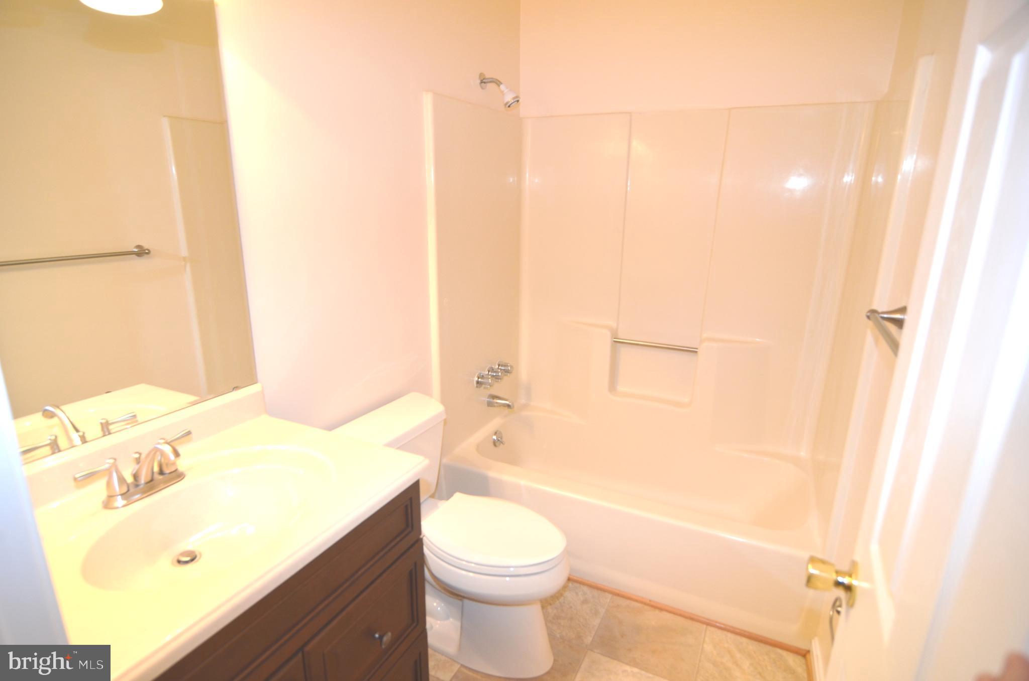 SPRING VALLEY - Residential Lease