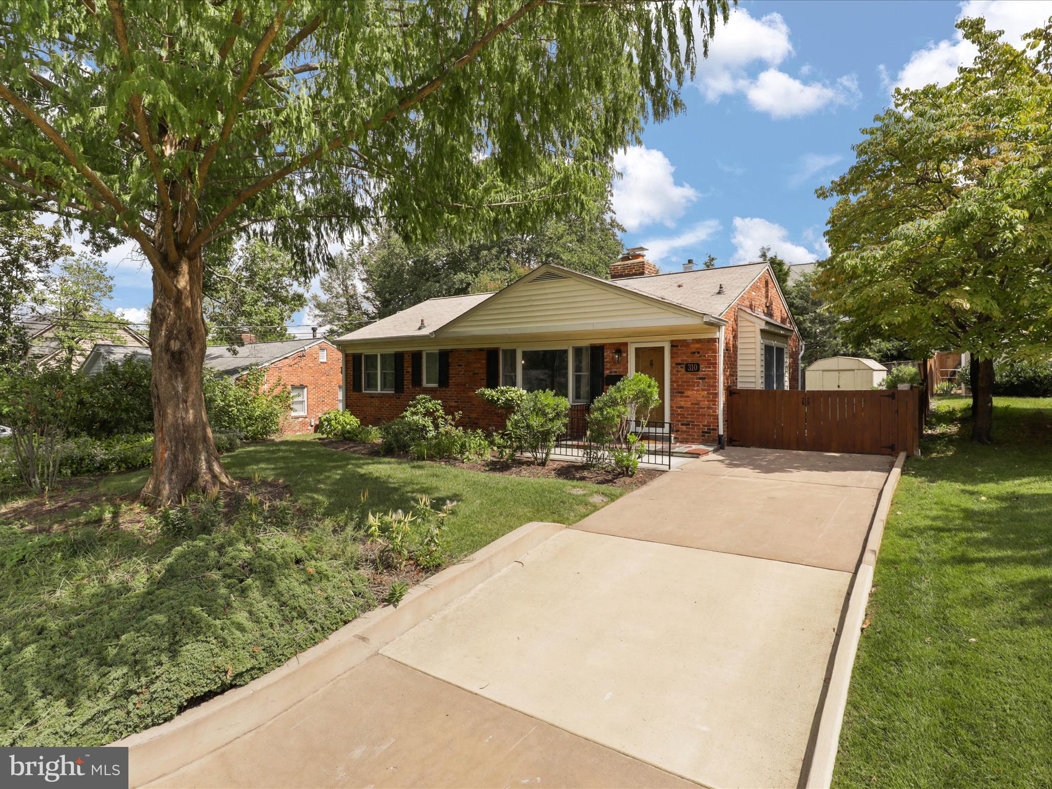 WHITEHAVEN - Residential Lease