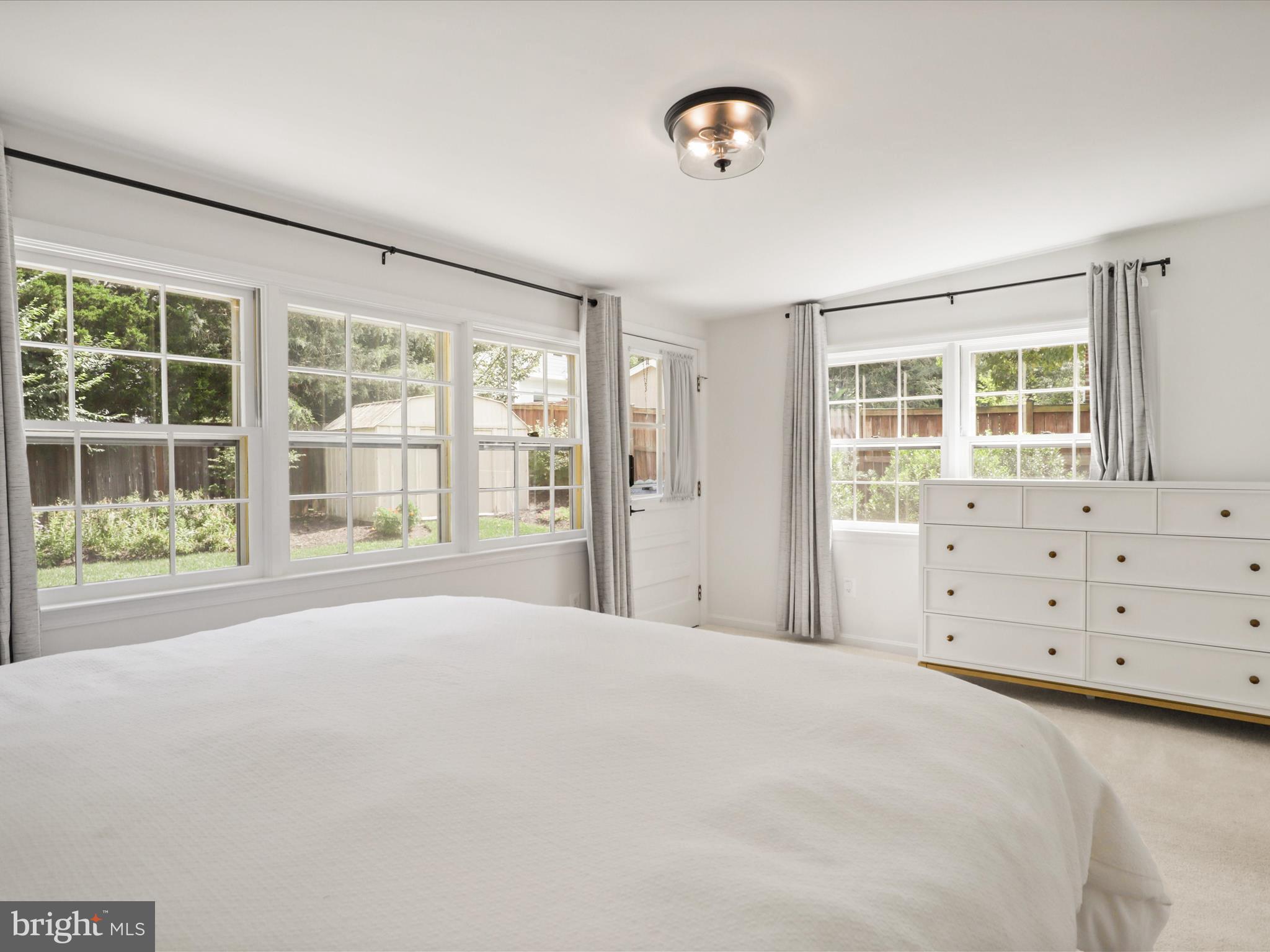 WHITEHAVEN - Residential Lease