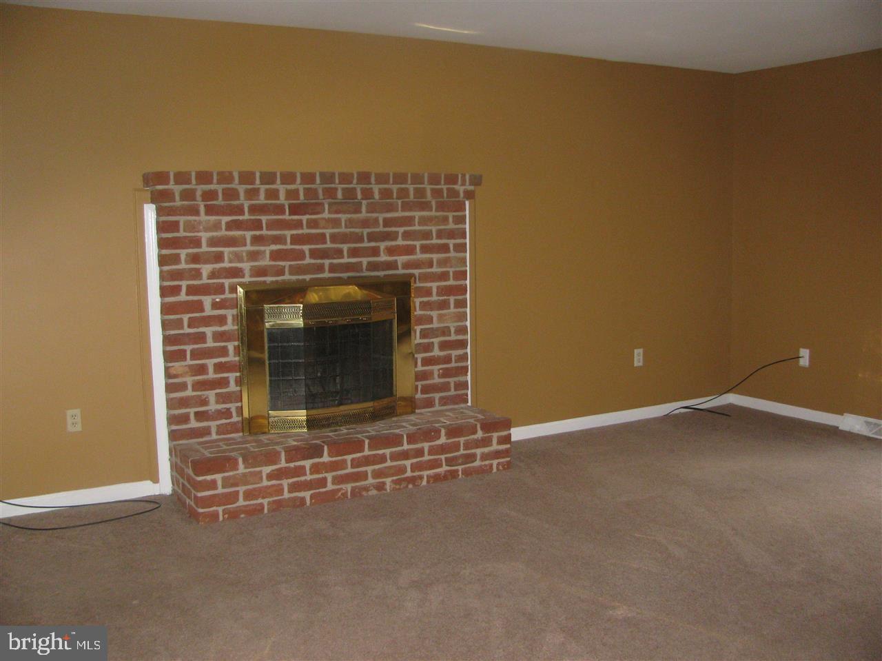 LONGVIEW HEIGHTS - Residential