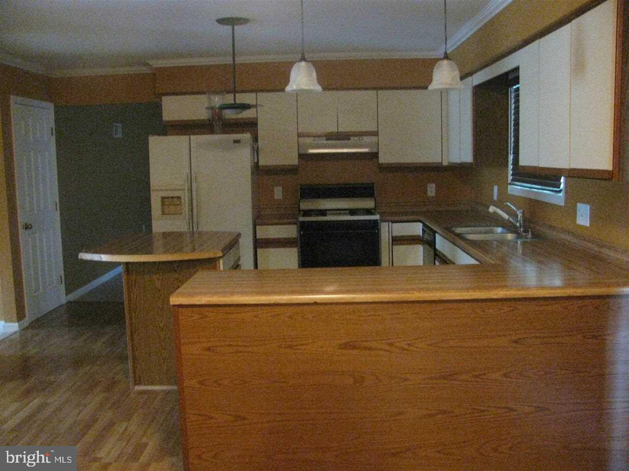 LONGVIEW HEIGHTS - Residential