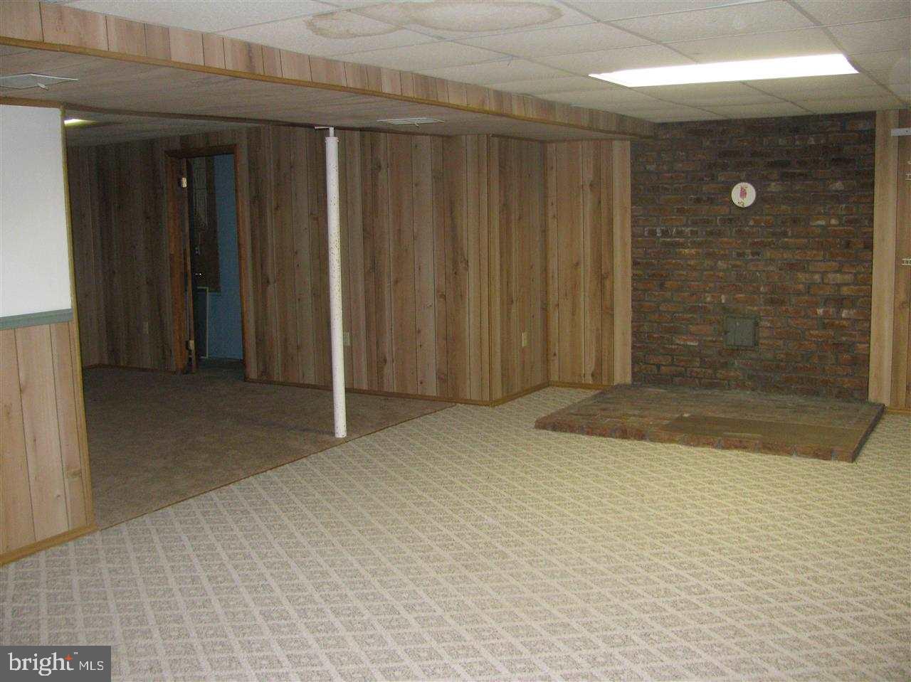 LONGVIEW HEIGHTS - Residential