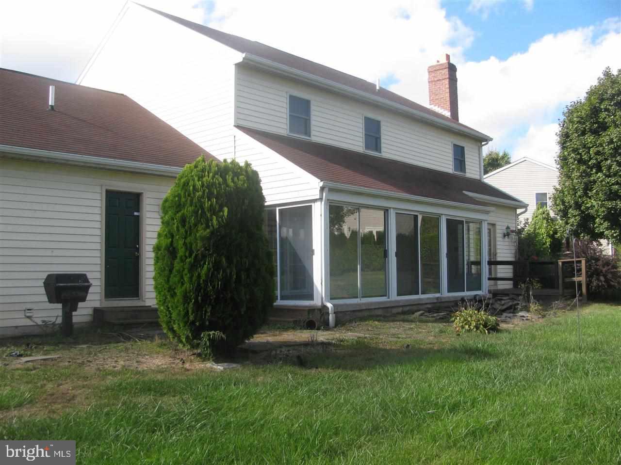 LONGVIEW HEIGHTS - Residential
