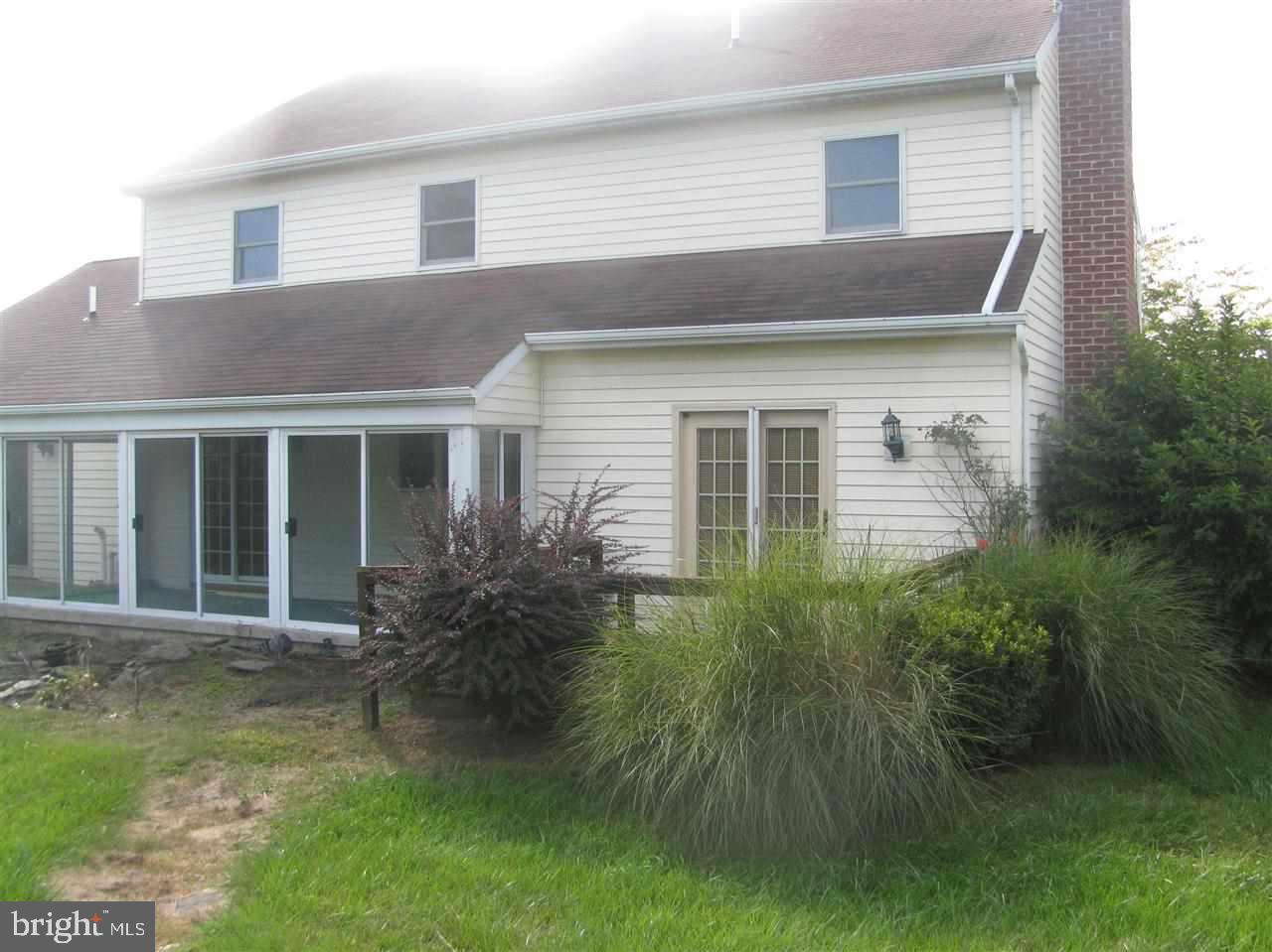 LONGVIEW HEIGHTS - Residential