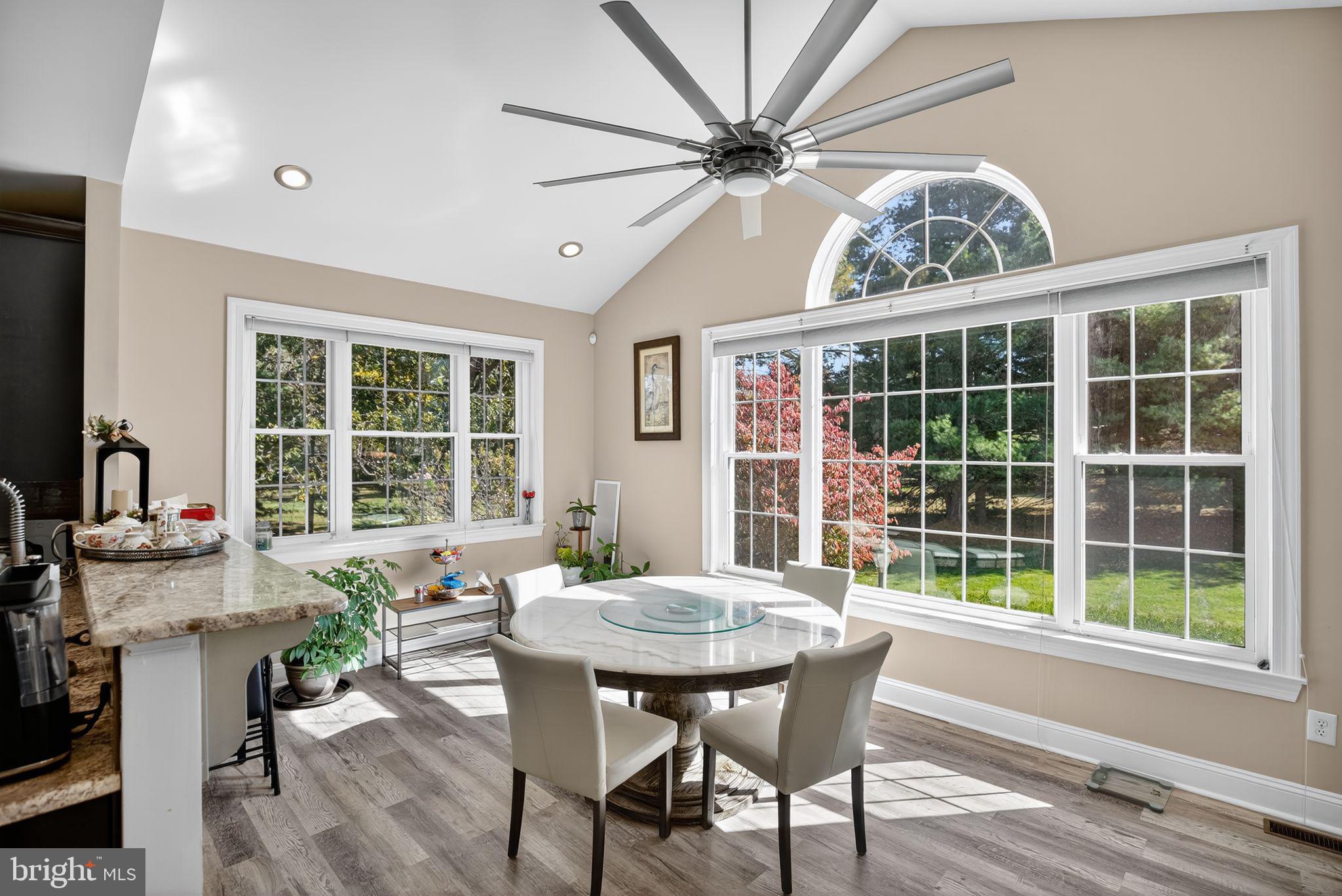 ROLLING GLEN - Residential