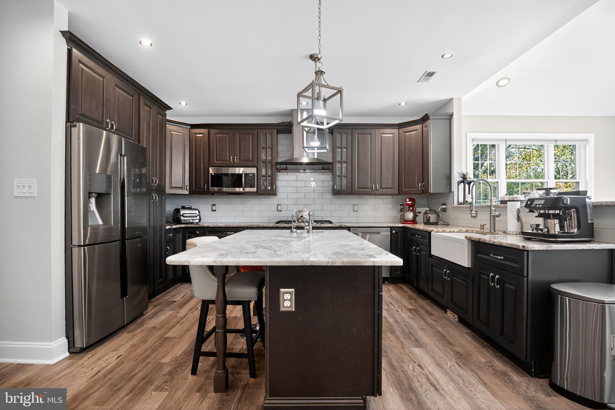 ROLLING GLEN - Residential