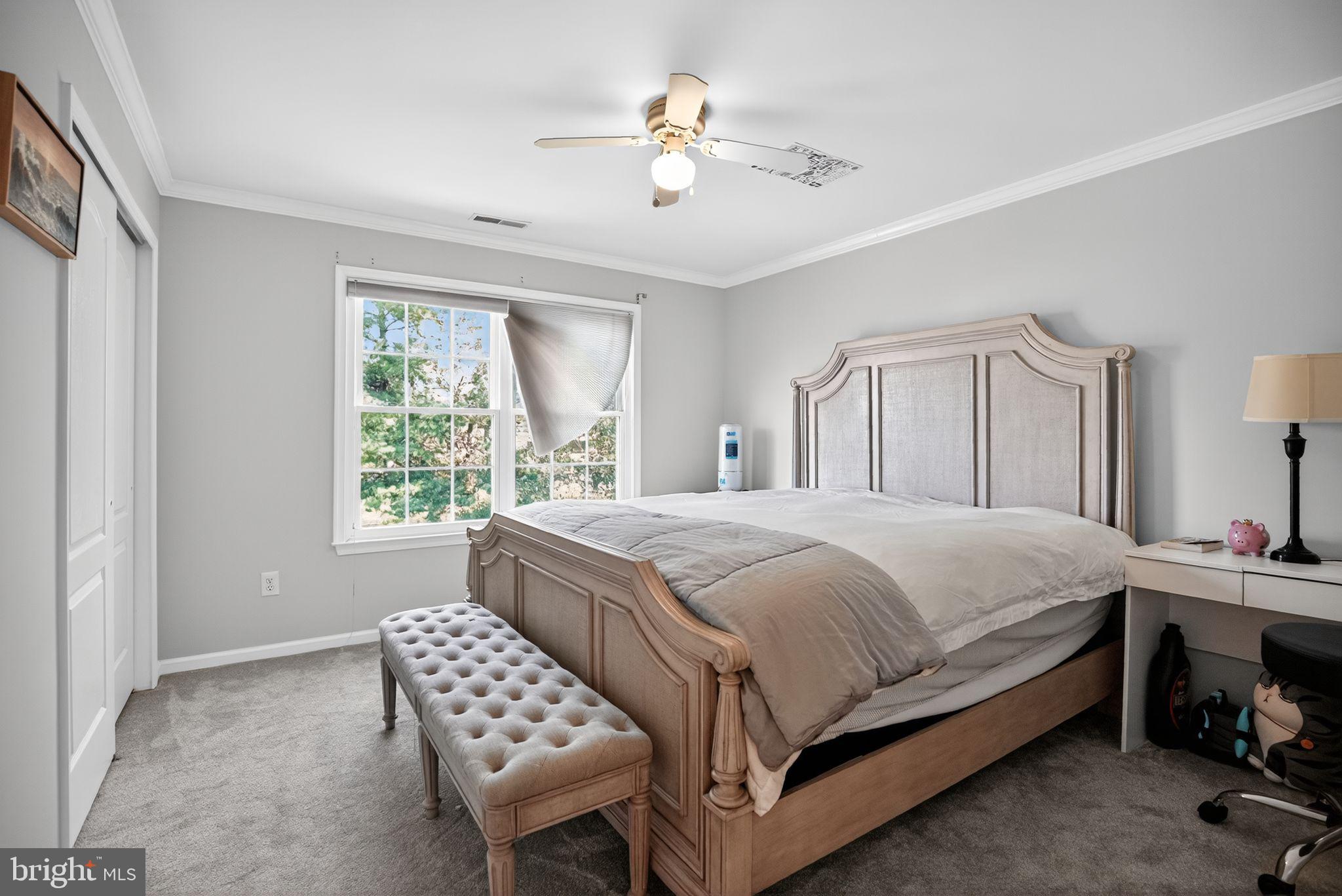 ROLLING GLEN - Residential