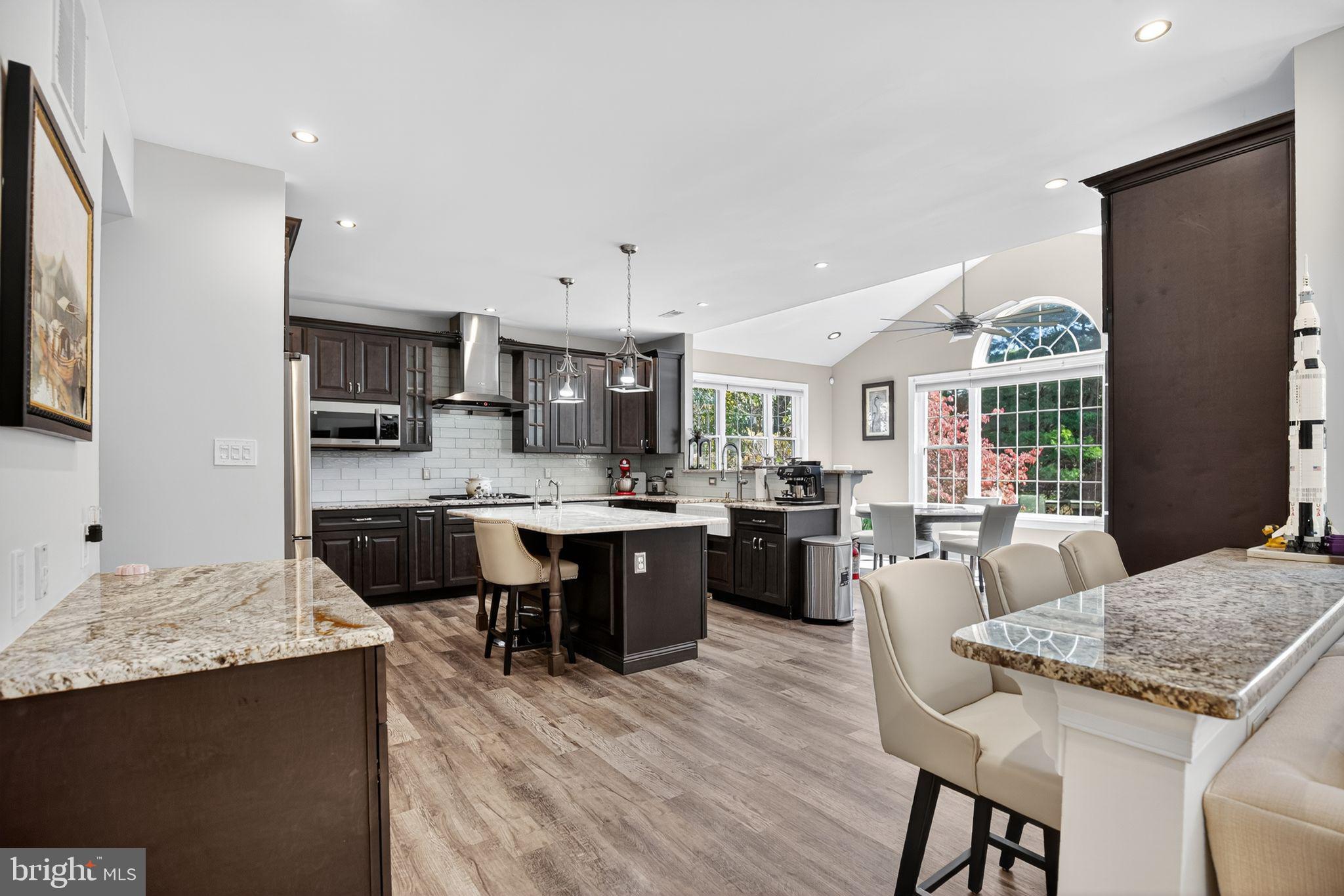 ROLLING GLEN - Residential