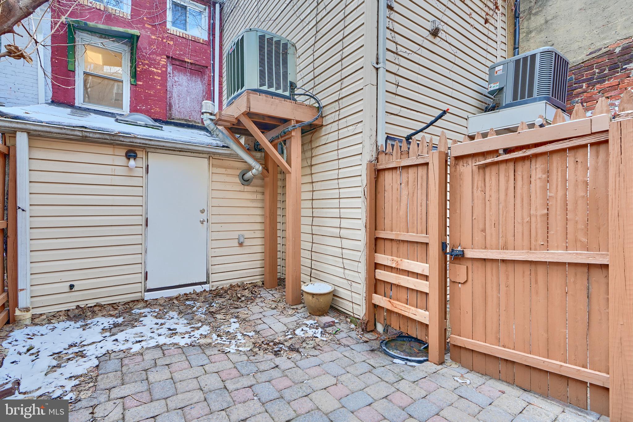 FELLS POINT HISTORIC DISTRICT - Residential Lease