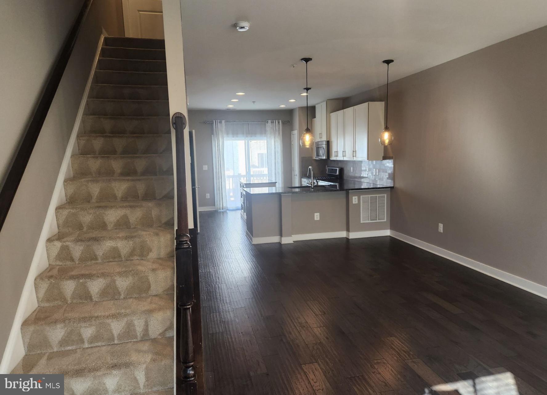 CROWN FARM - Residential Lease