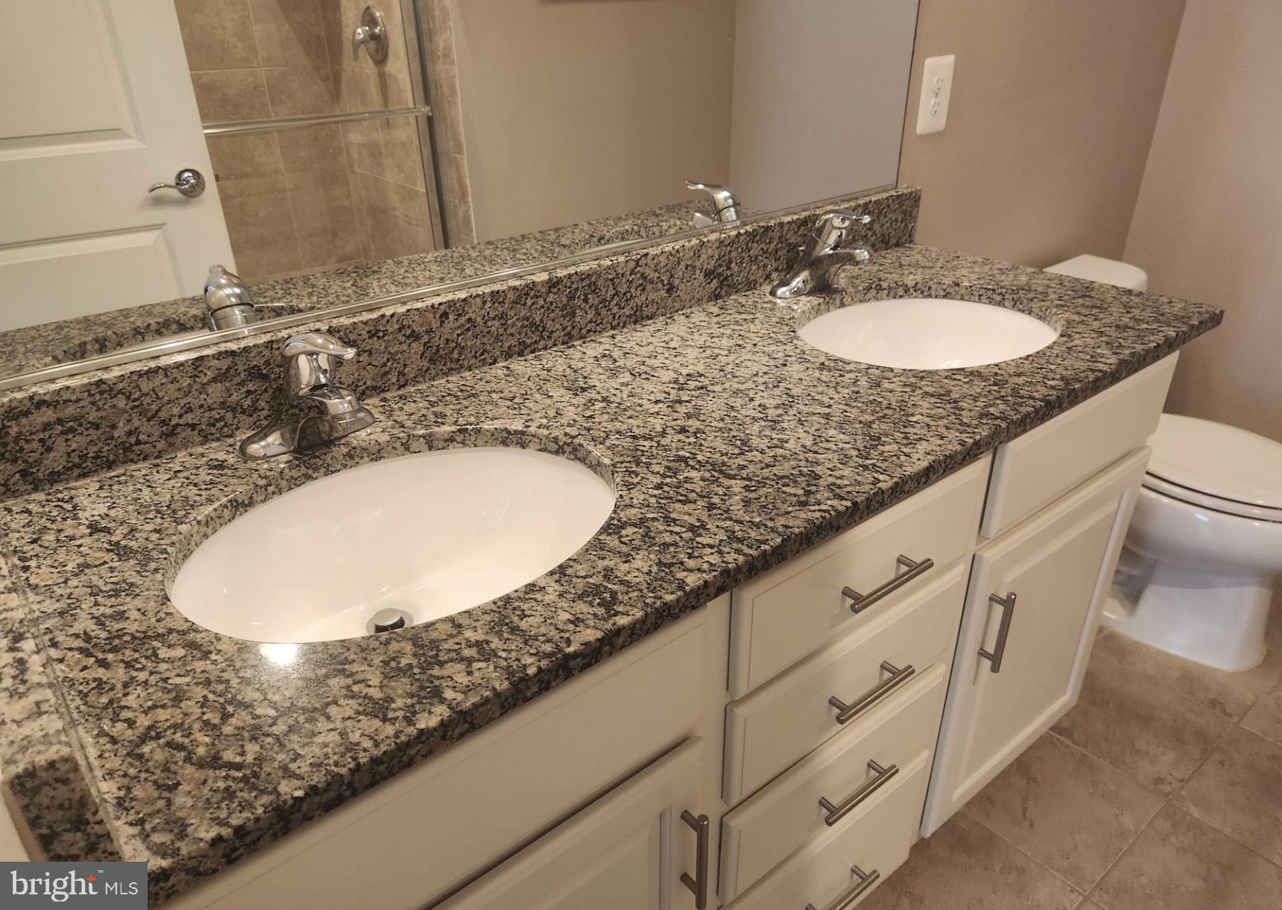 CROWN FARM - Residential Lease