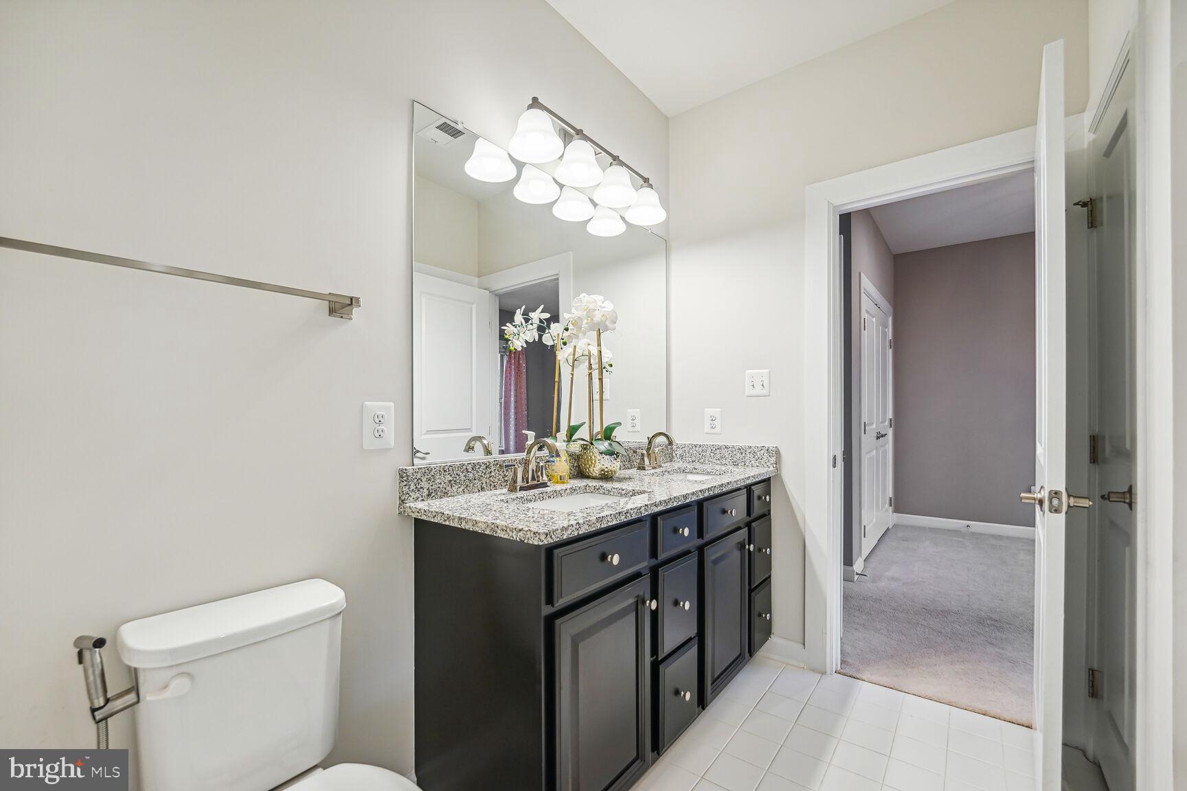 WOODSON SQUARE - Residential