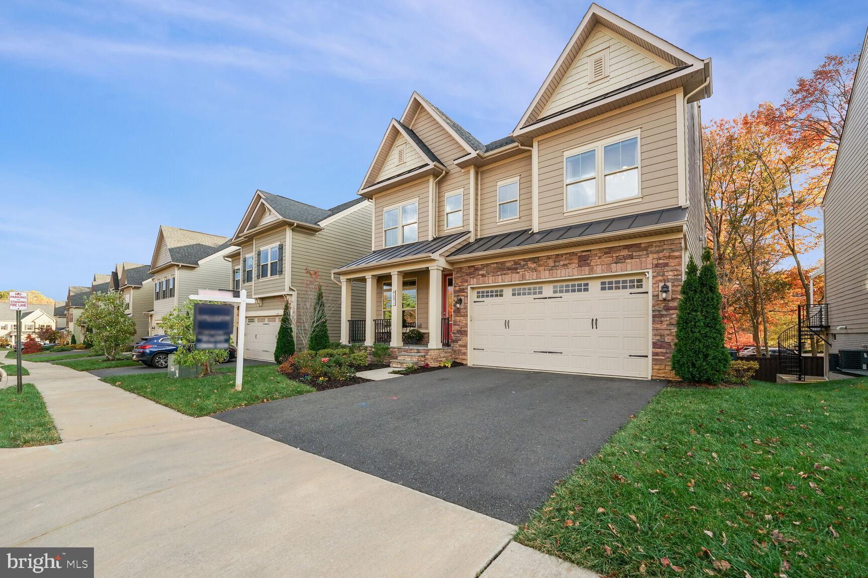 WOODSON SQUARE - Residential