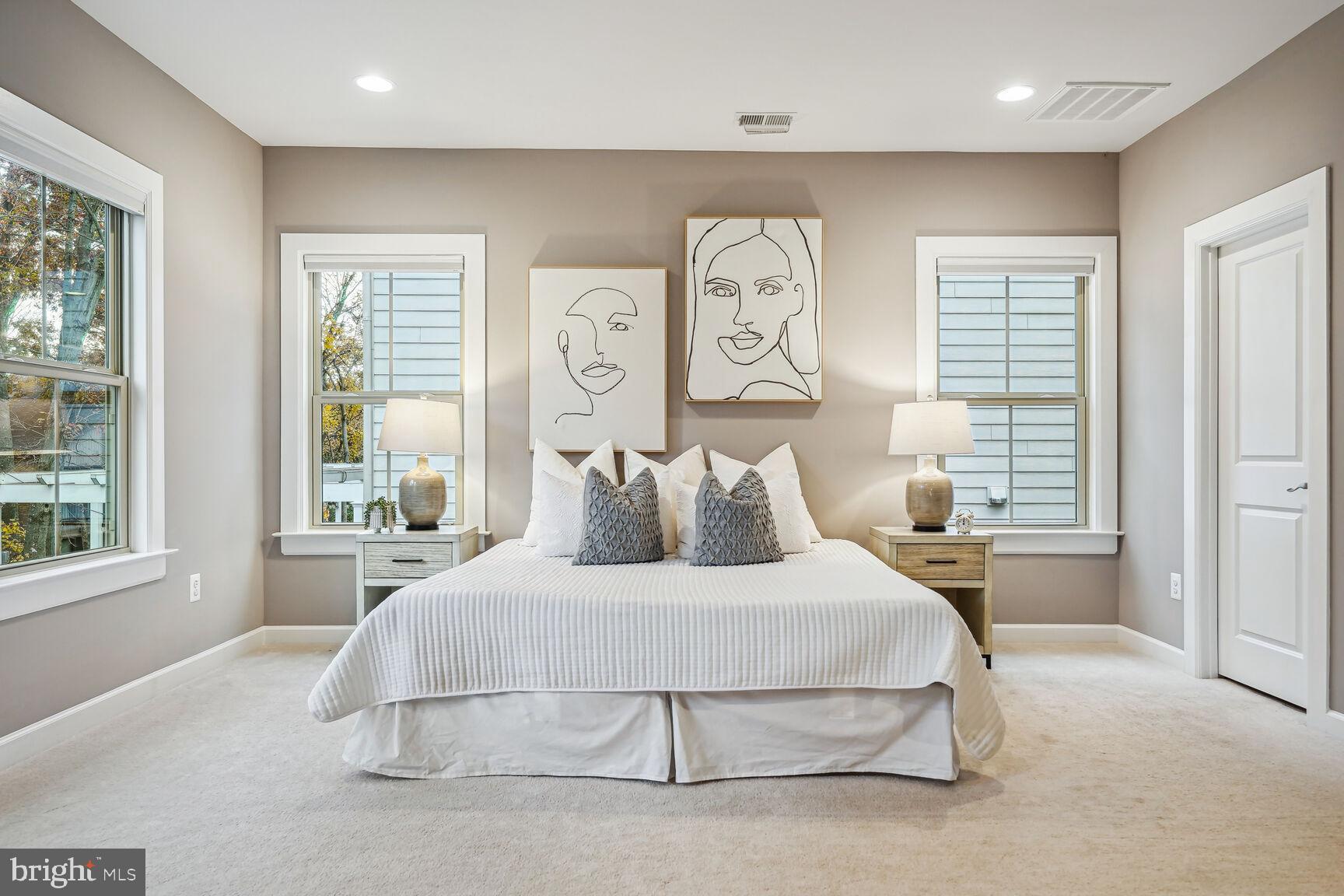 WOODSON SQUARE - Residential