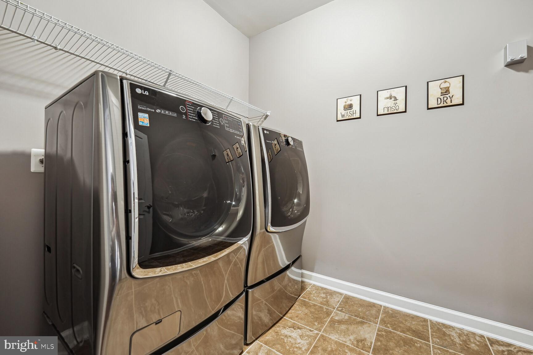 WOODSON SQUARE - Residential