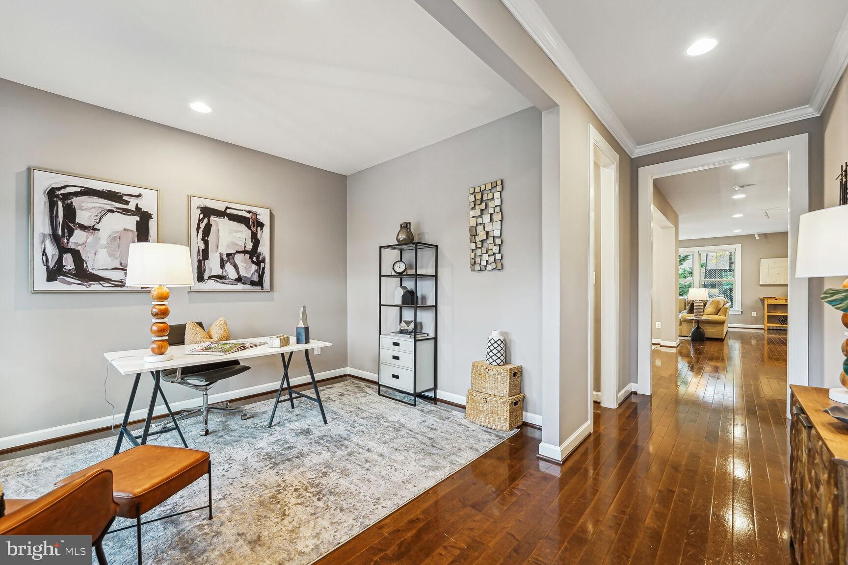 WOODSON SQUARE - Residential