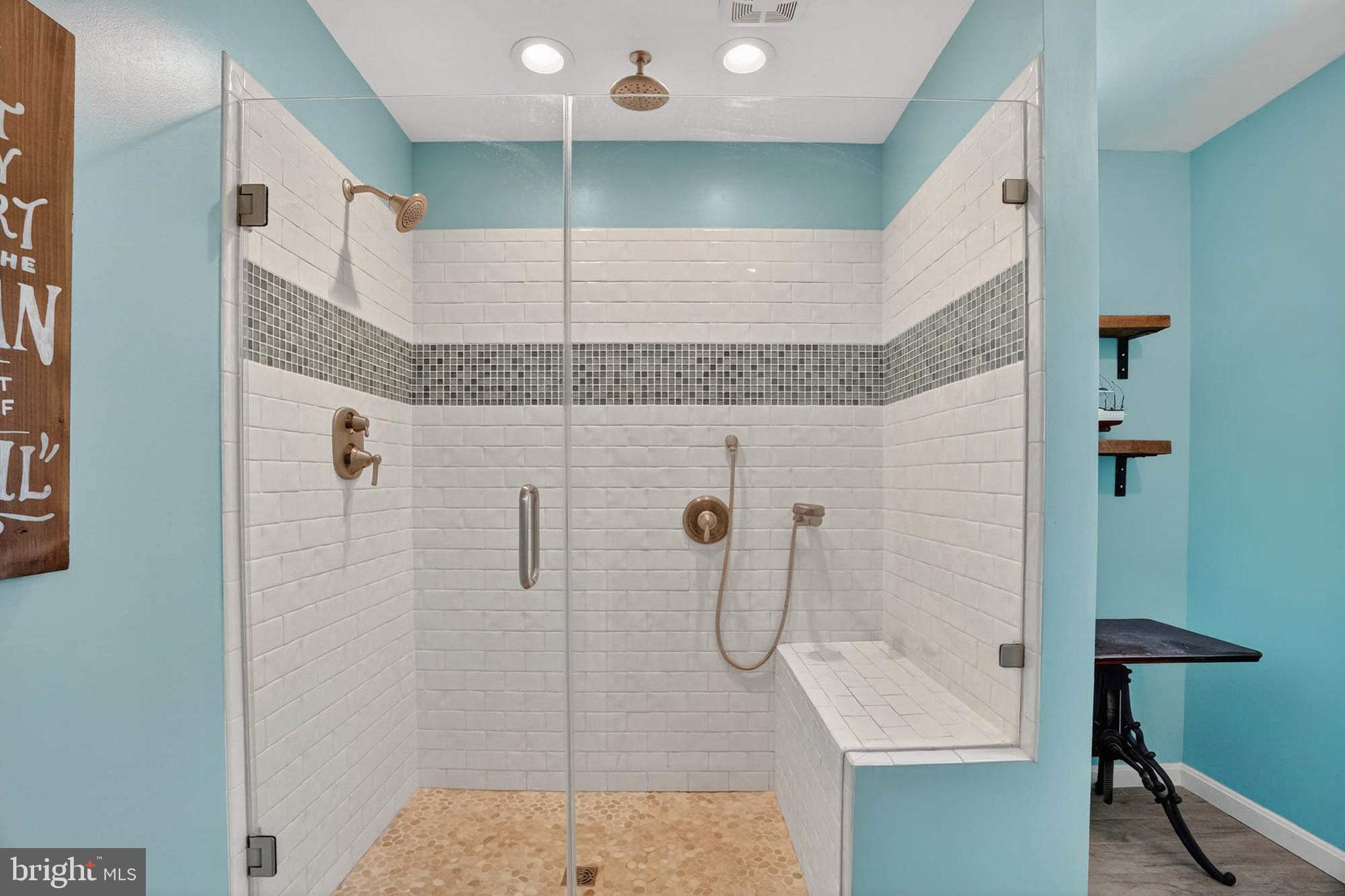 WINDING BROOKE - Residential