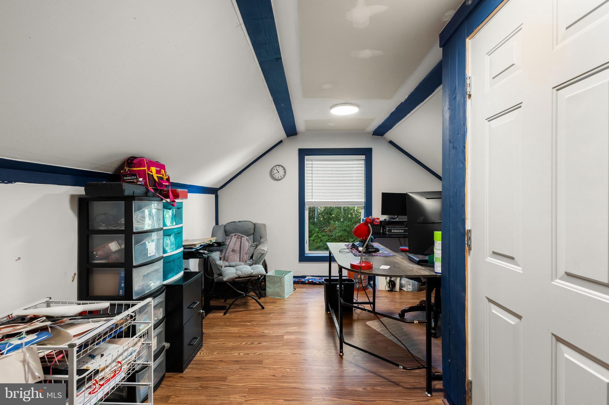 COLES POINT - Residential