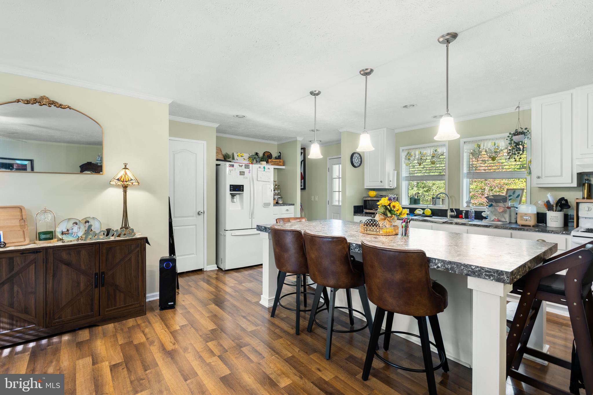 COLES POINT - Residential