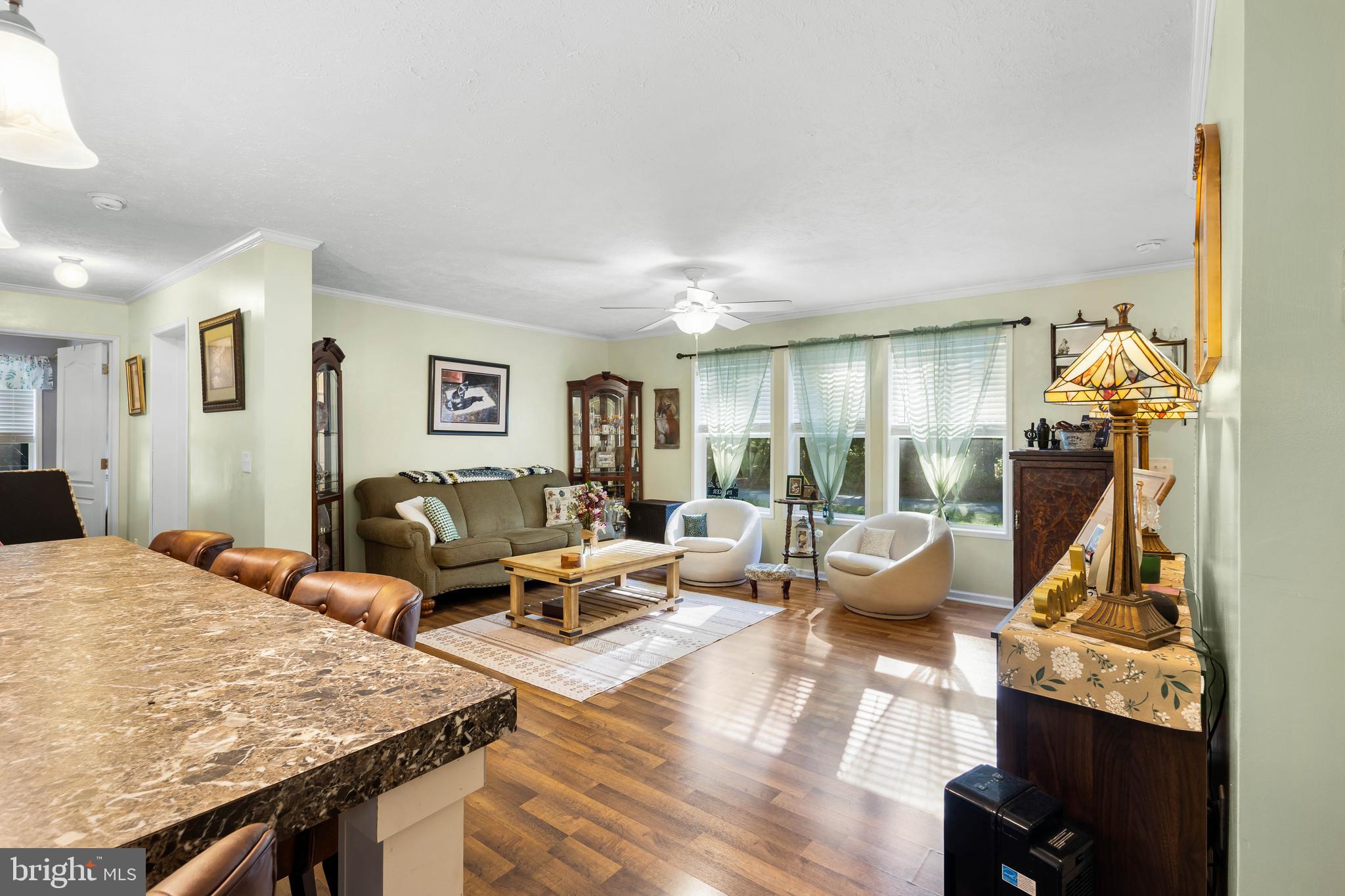 COLES POINT - Residential