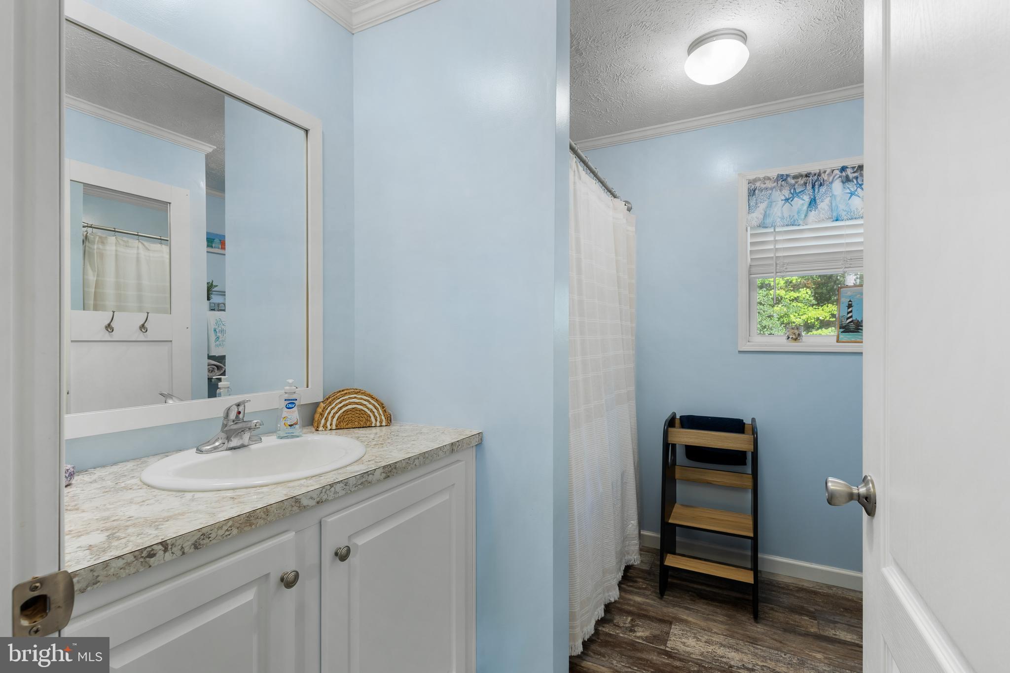 COLES POINT - Residential