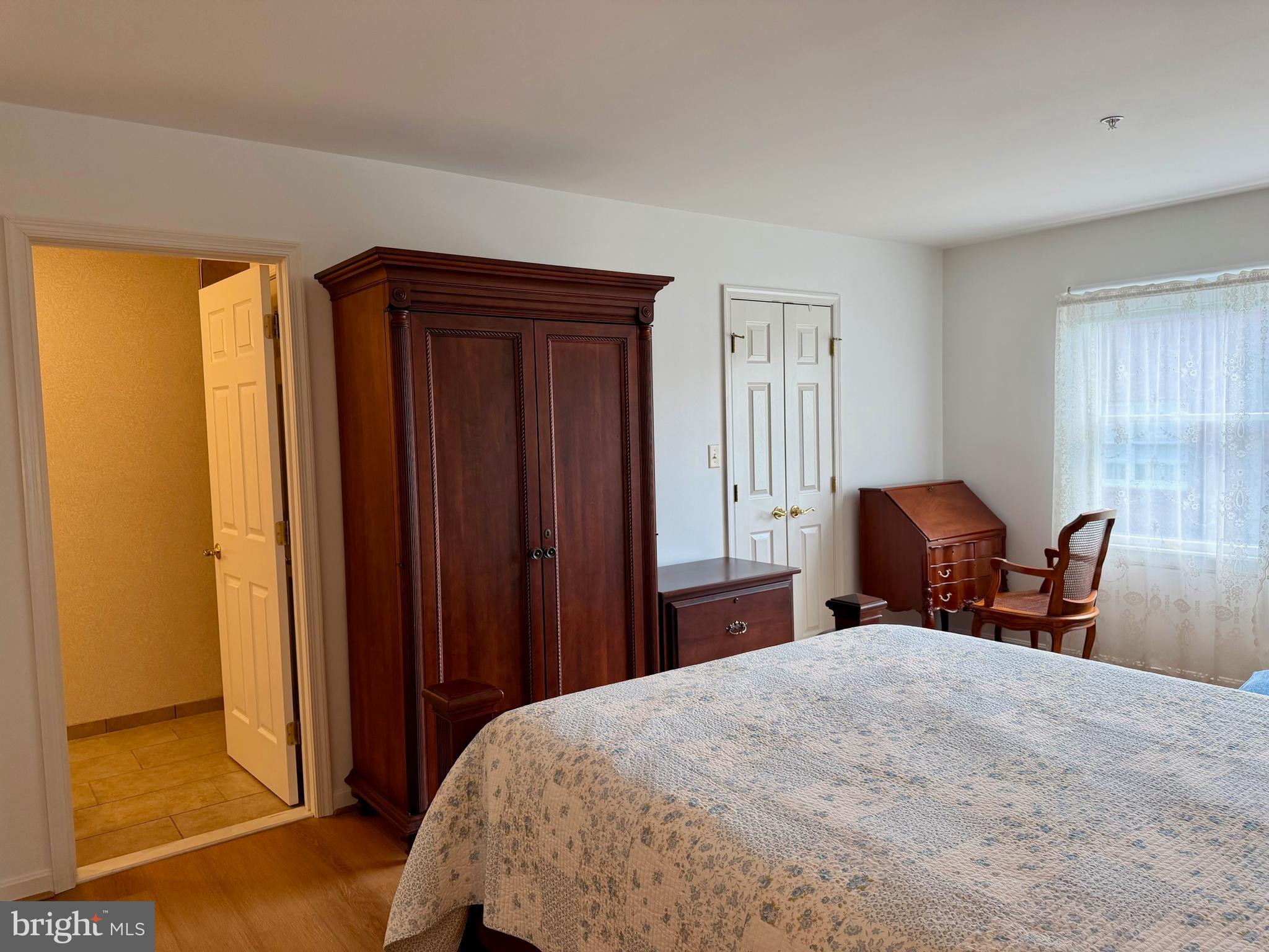 ENGLEBROOK PARK - Residential