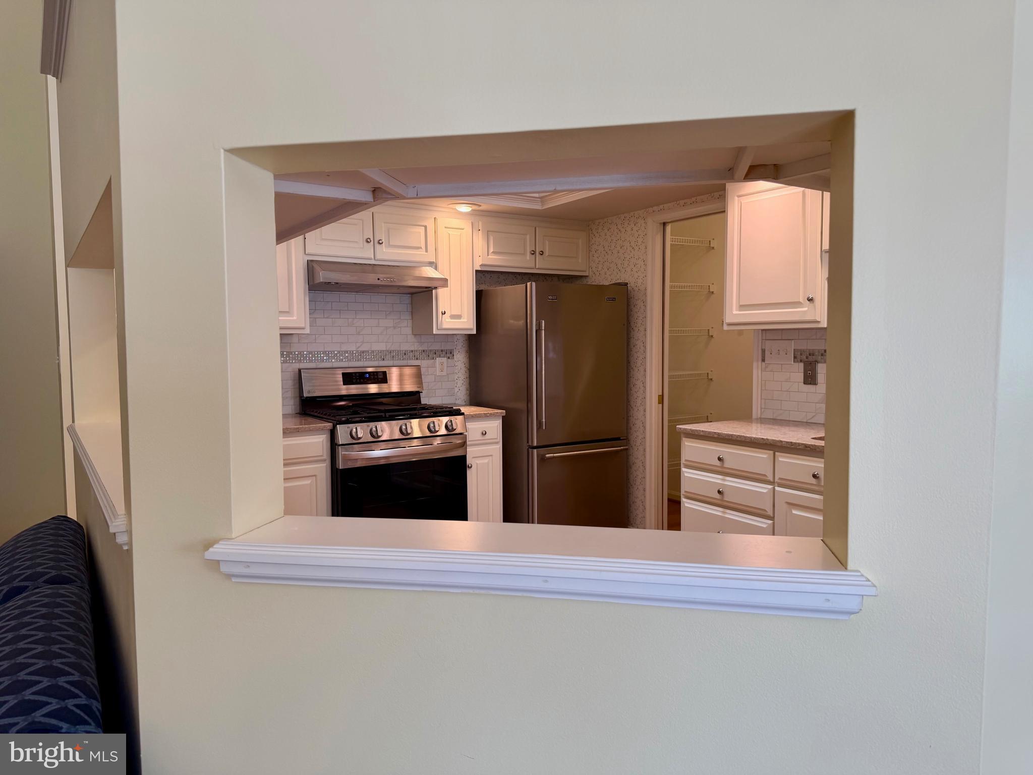 ENGLEBROOK PARK - Residential