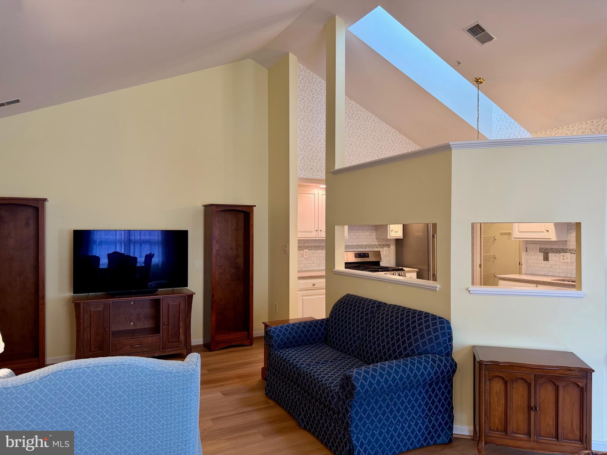 ENGLEBROOK PARK - Residential