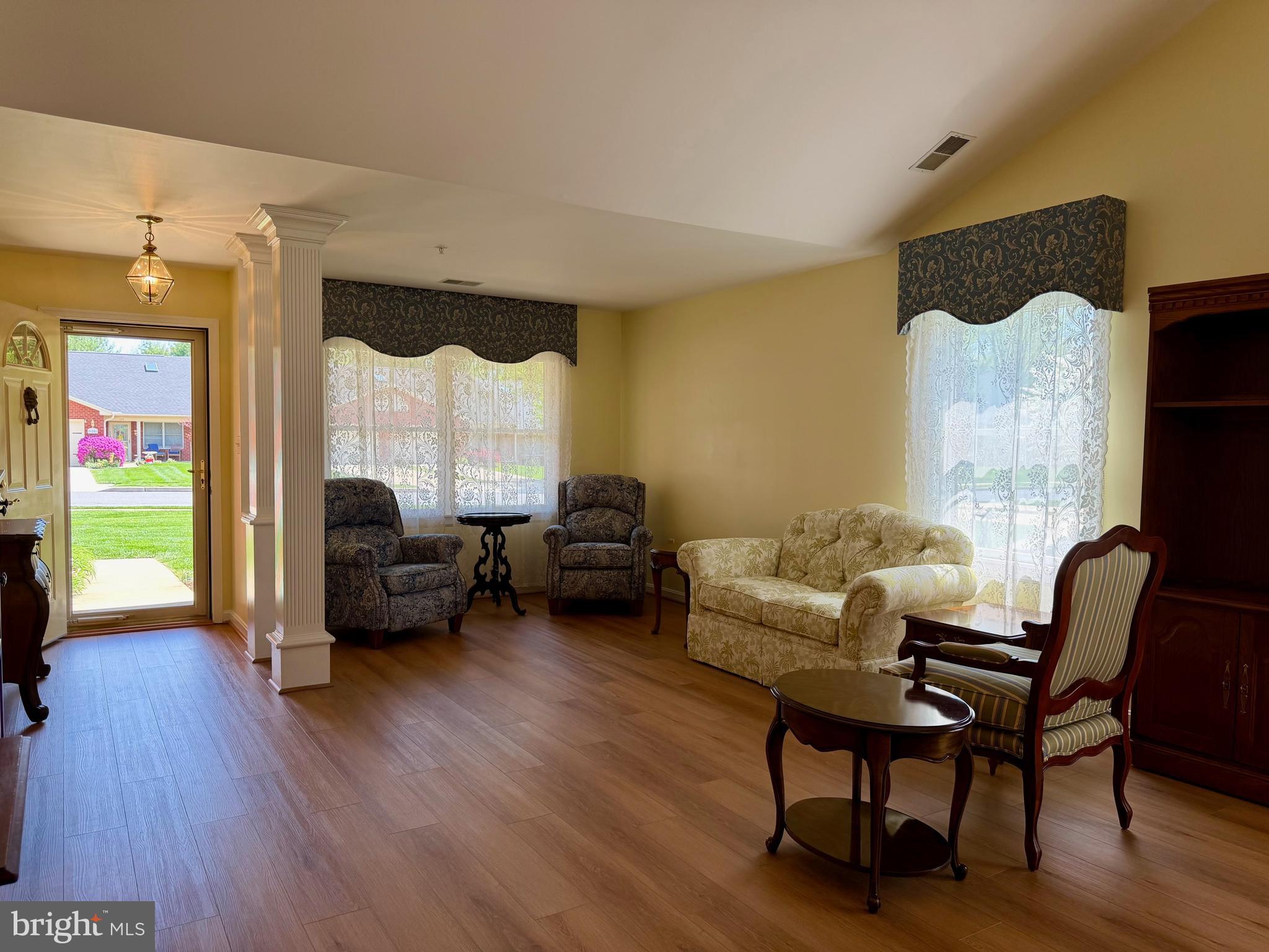 ENGLEBROOK PARK - Residential