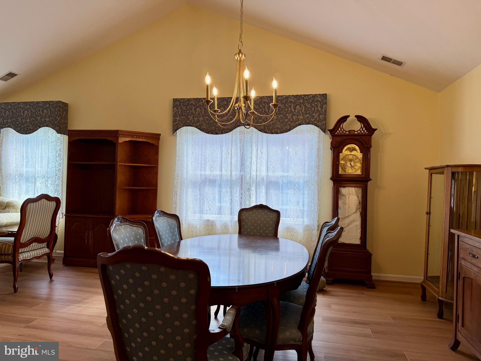 ENGLEBROOK PARK - Residential