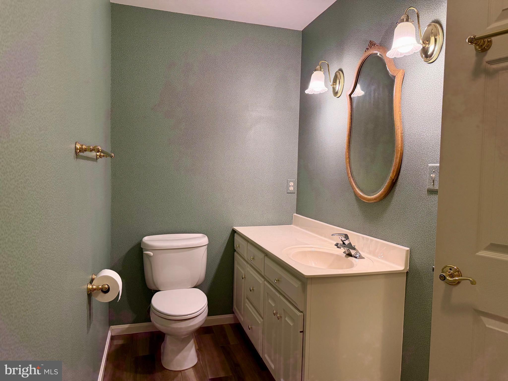 ENGLEBROOK PARK - Residential