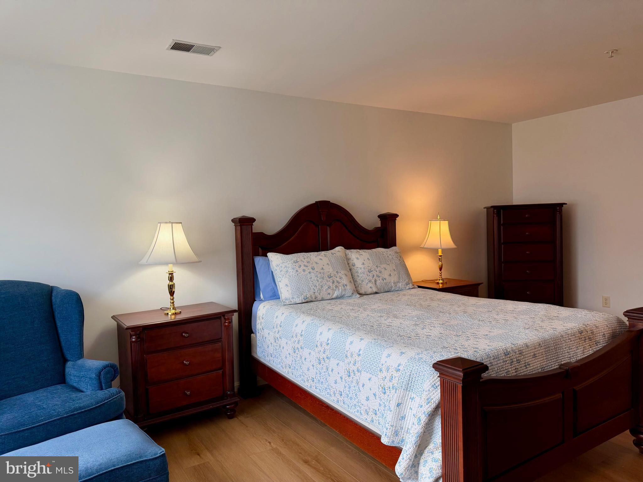 ENGLEBROOK PARK - Residential